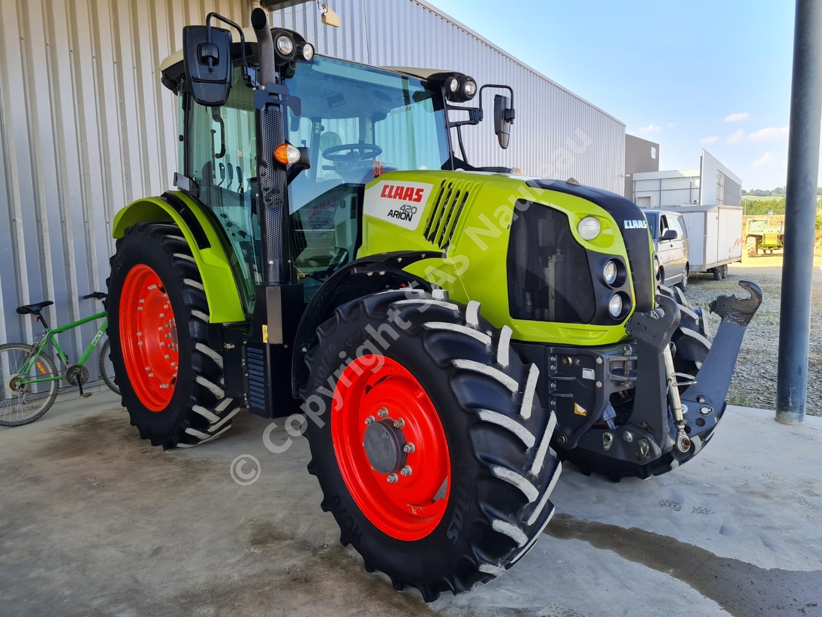 CLAAS ARION 420