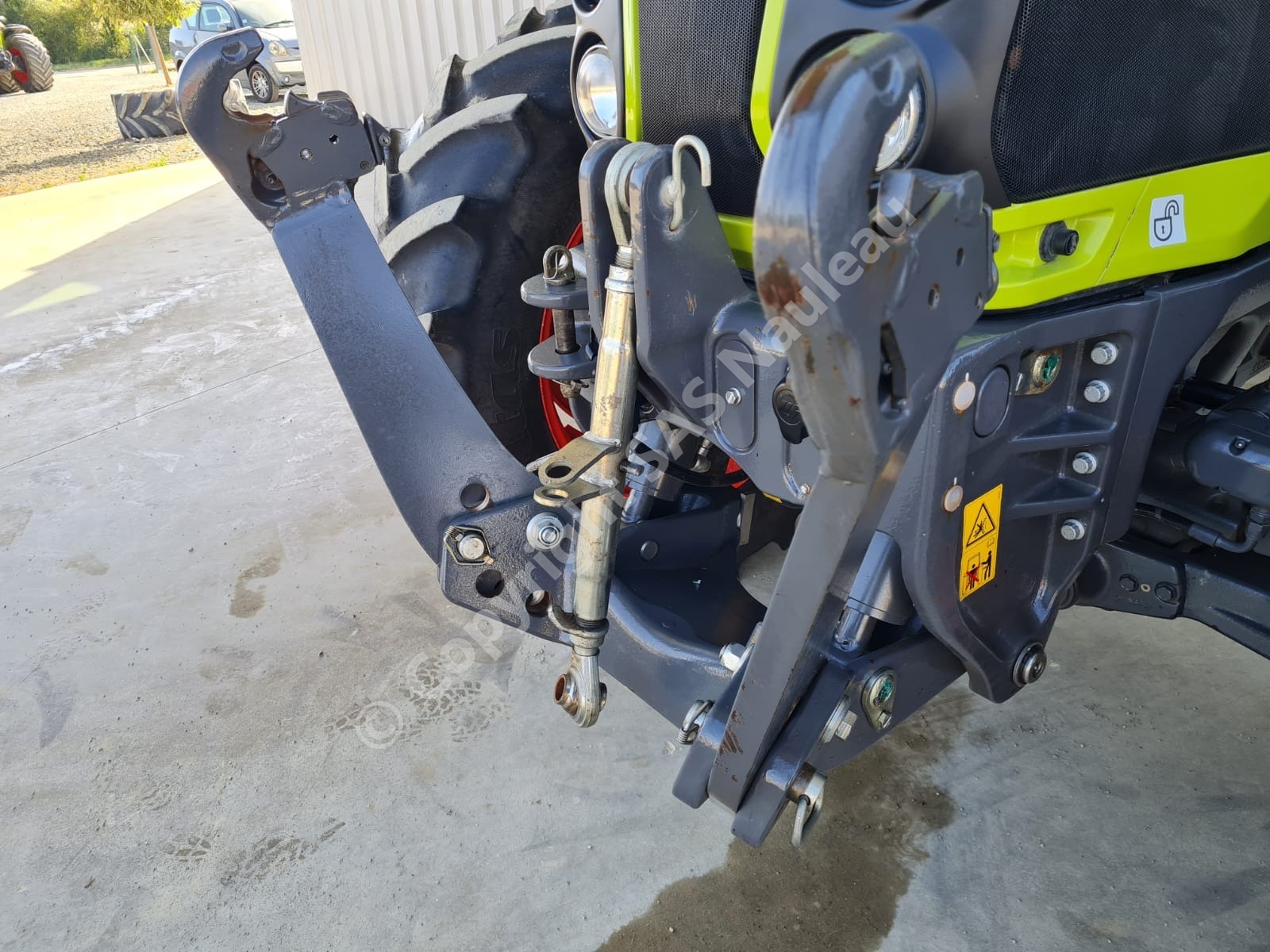 CLAAS ARION 420