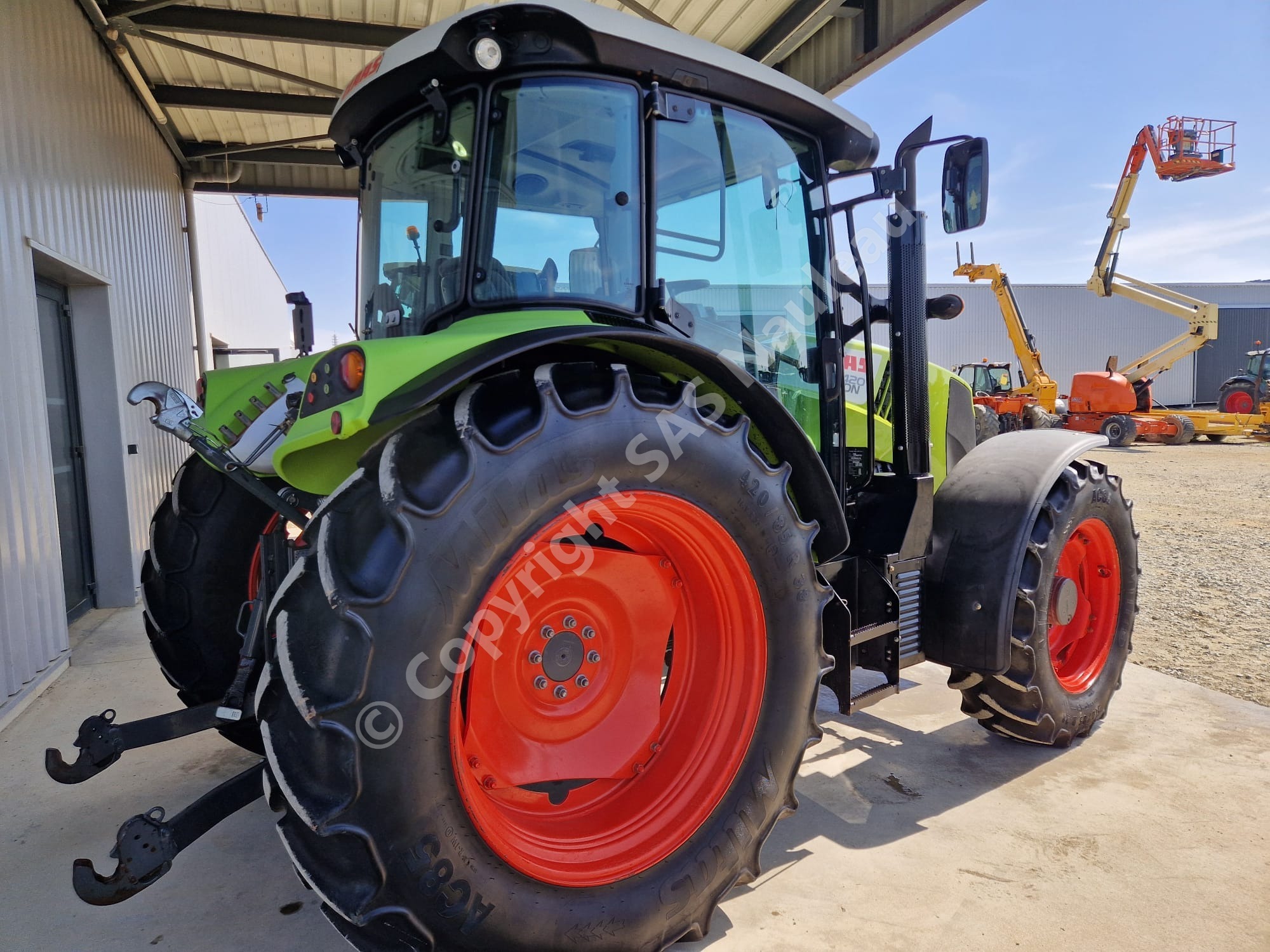 CLAAS ARION 420 CIS