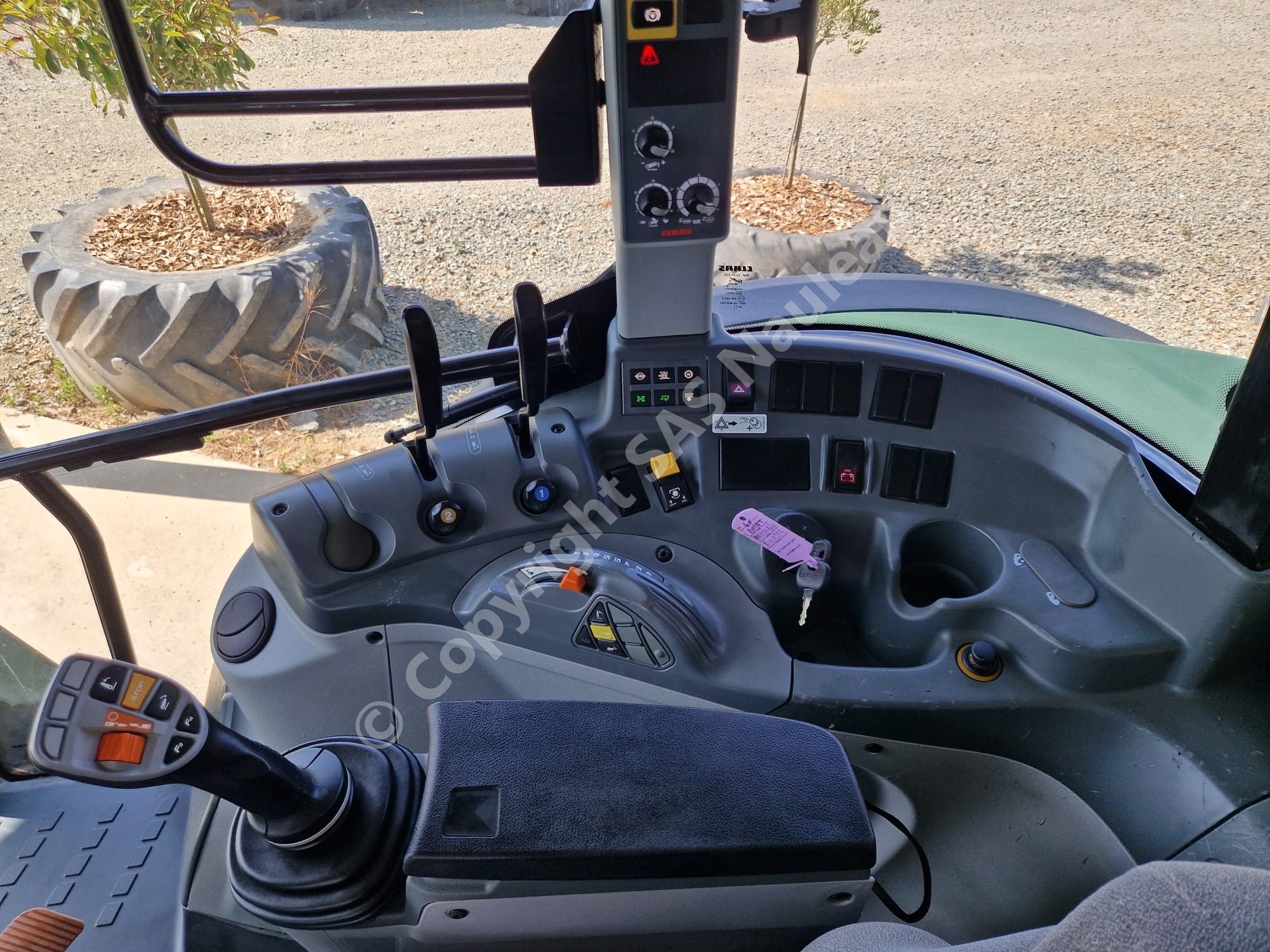 CLAAS ARION 420 CIS