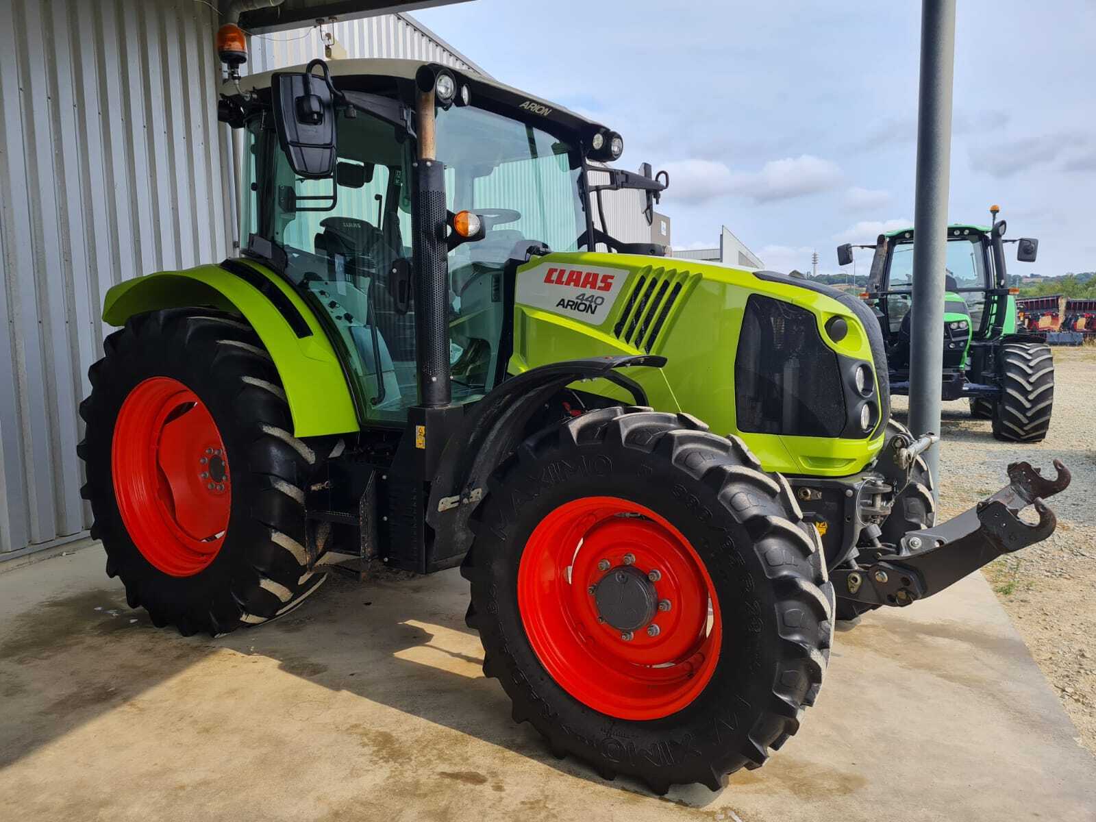 CLAAS ARION 440 CIS