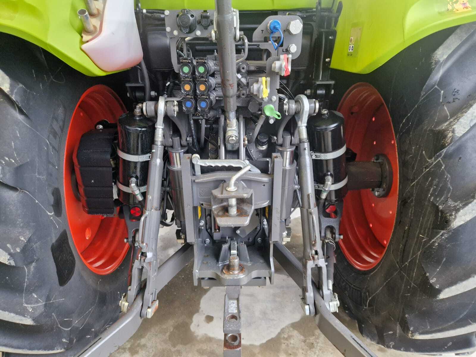 CLAAS ARION 450
