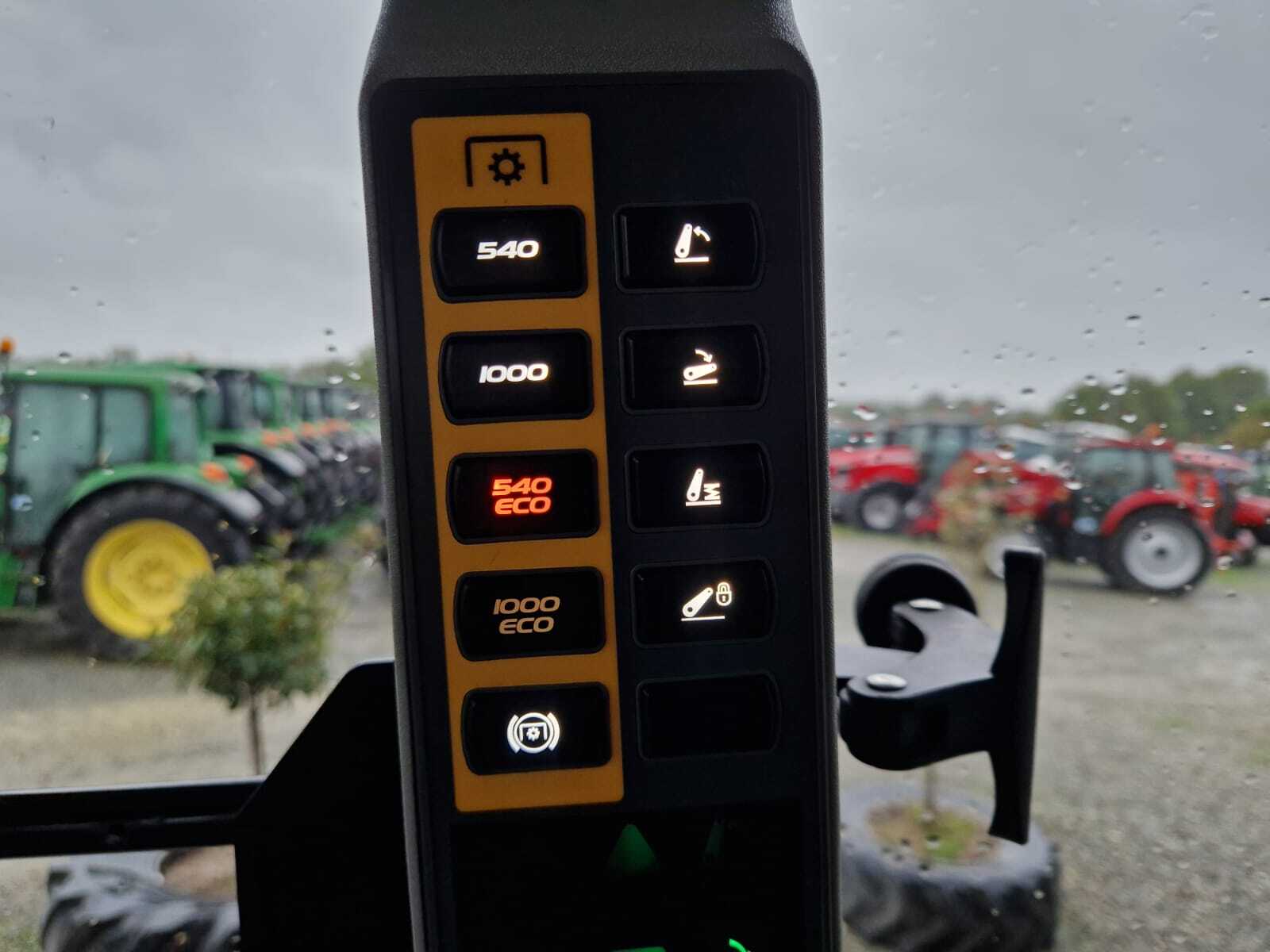 CLAAS ARION 450