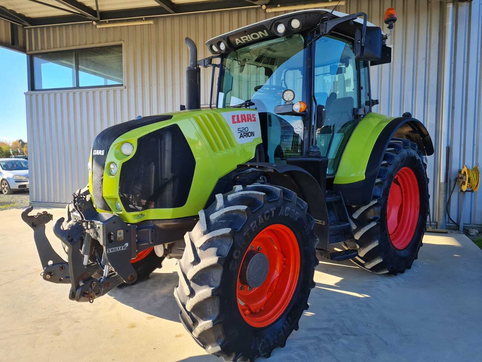 CLAAS ARION 520 CIS