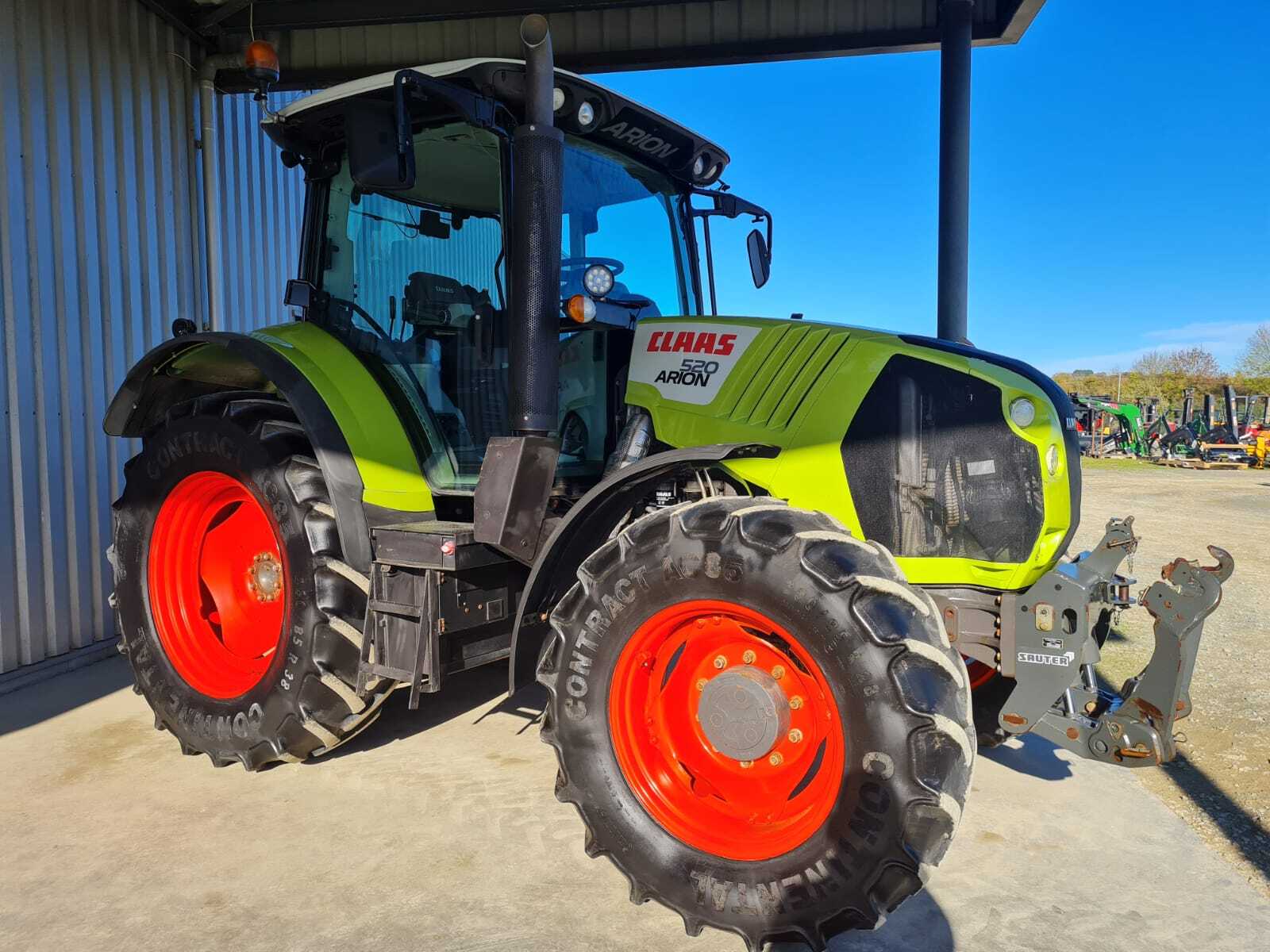 CLAAS ARION 520 CIS