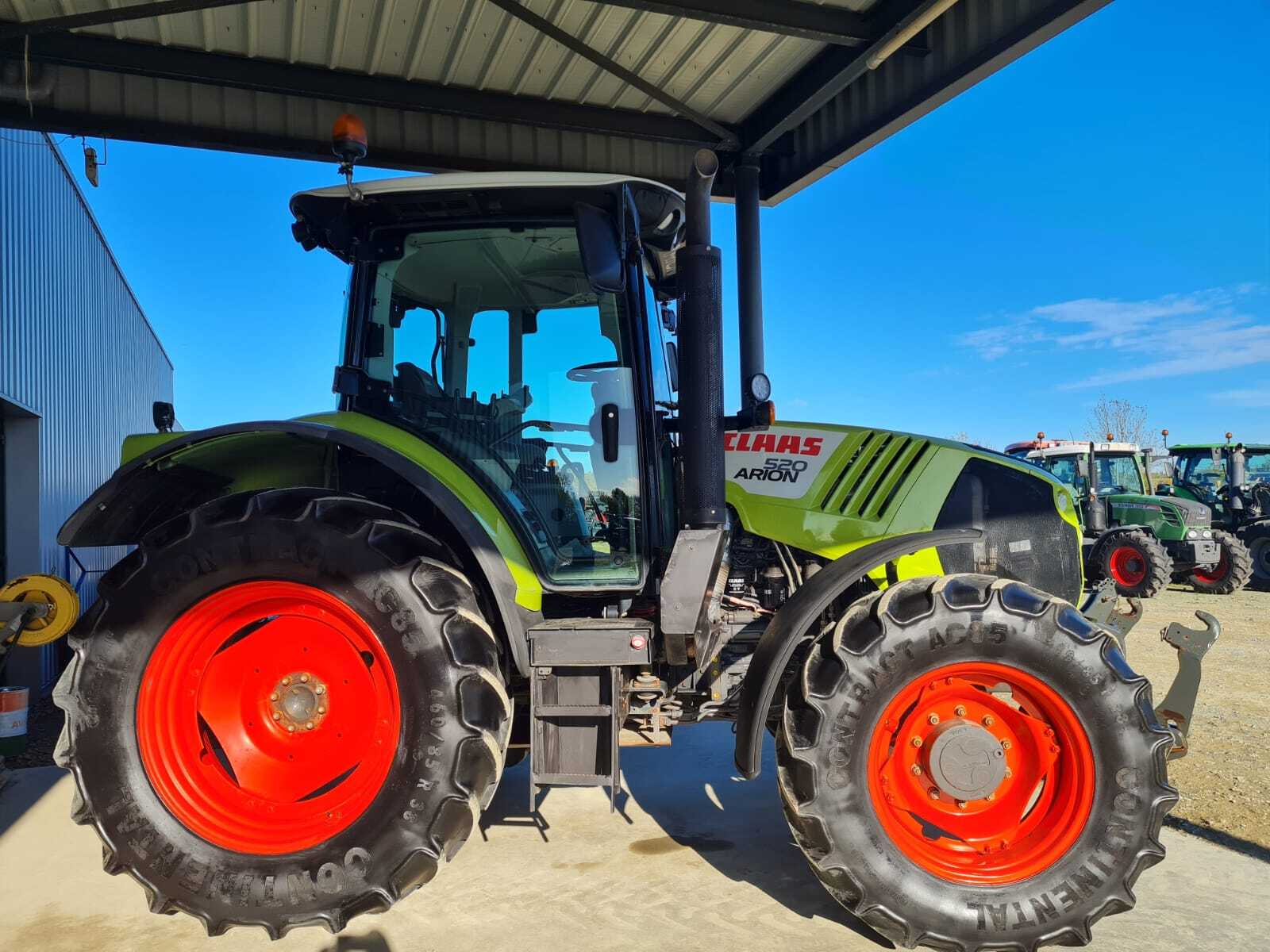 CLAAS ARION 520 CIS