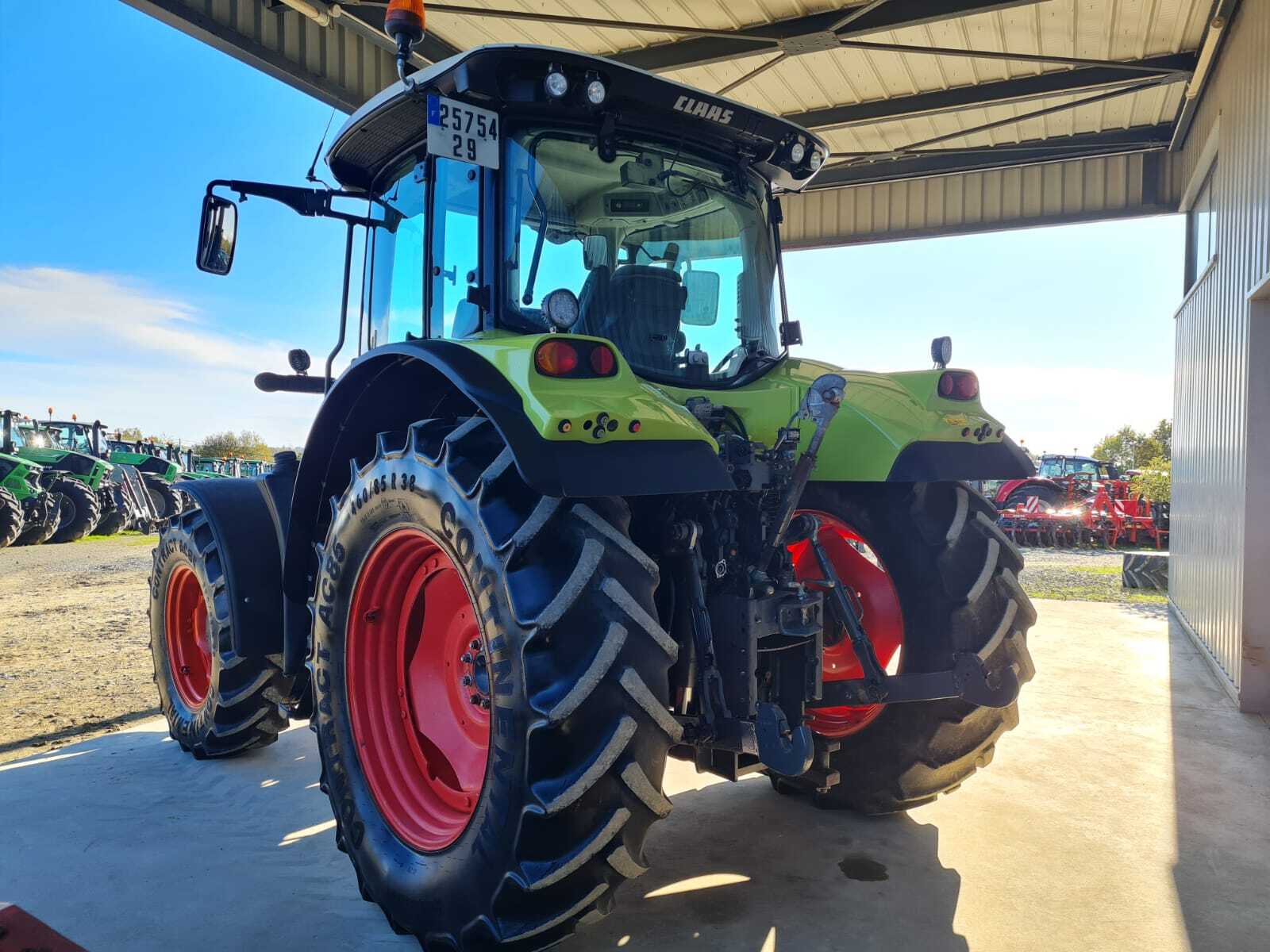 CLAAS ARION 520 CIS