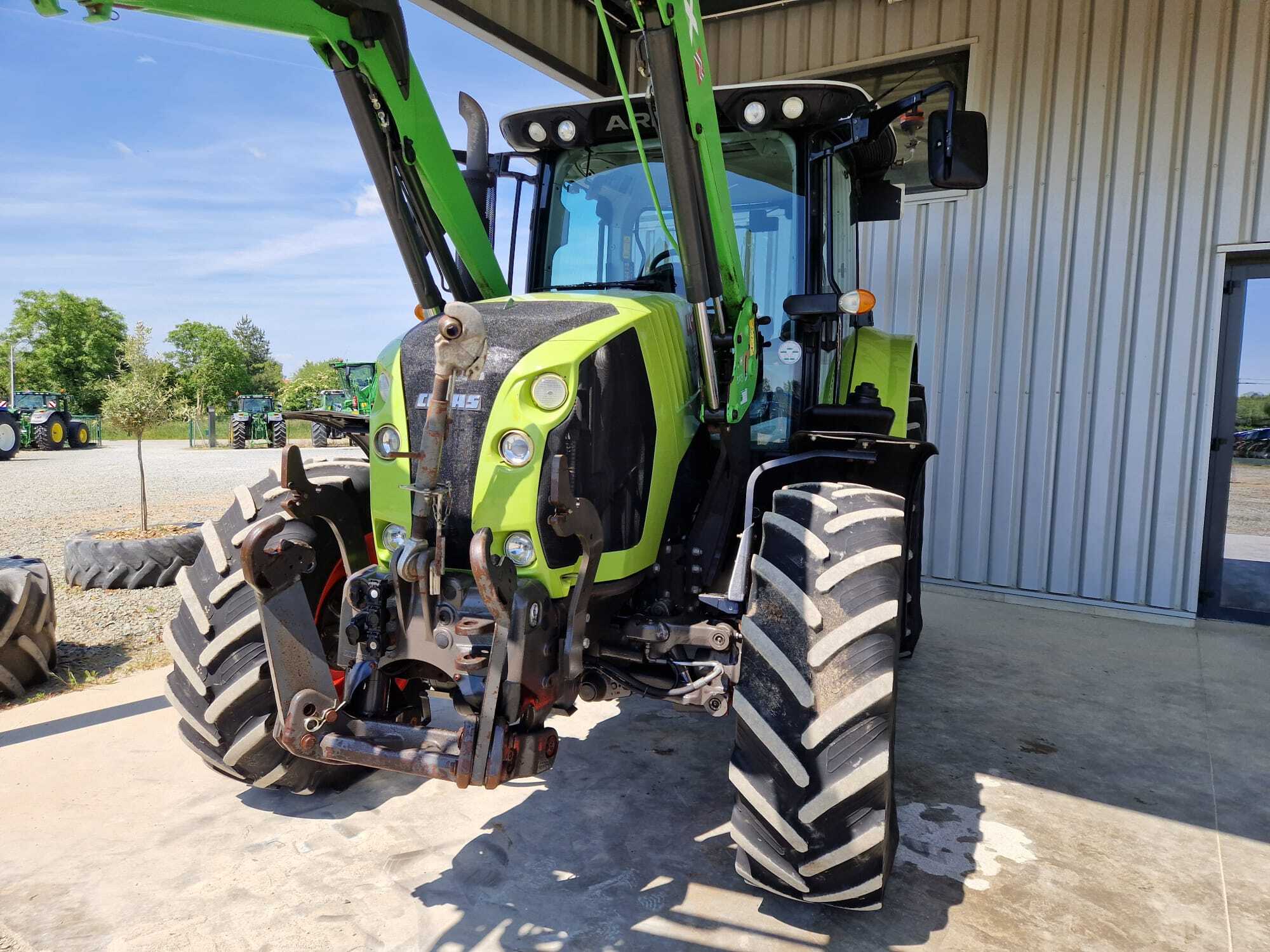CLAAS ARION 520 CIS