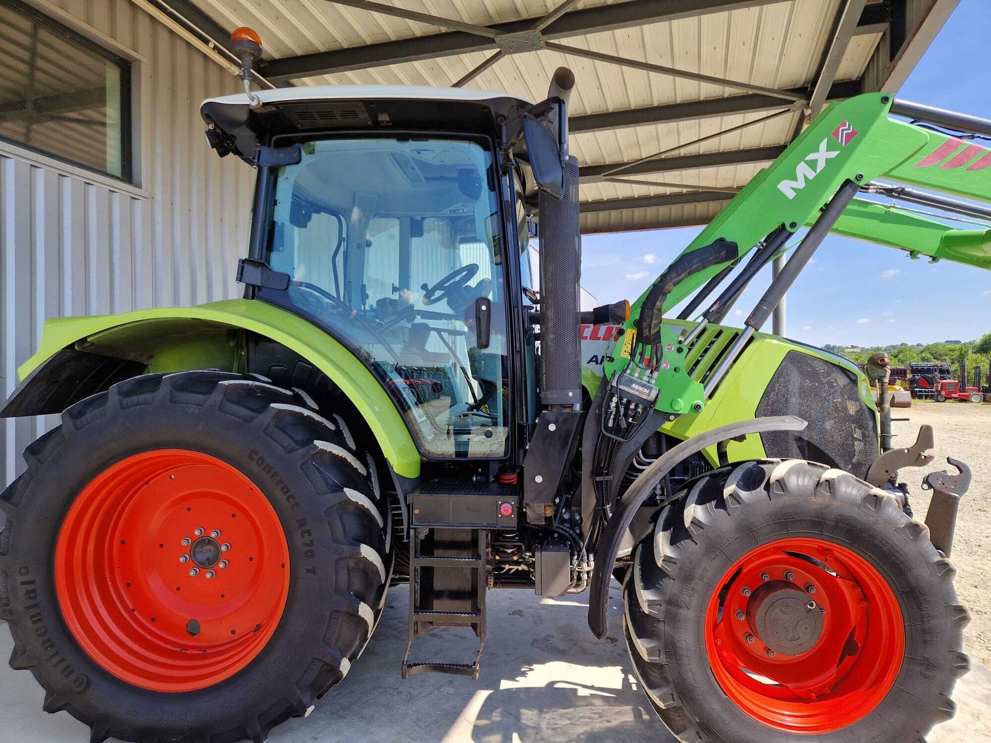 CLAAS ARION 520 CIS