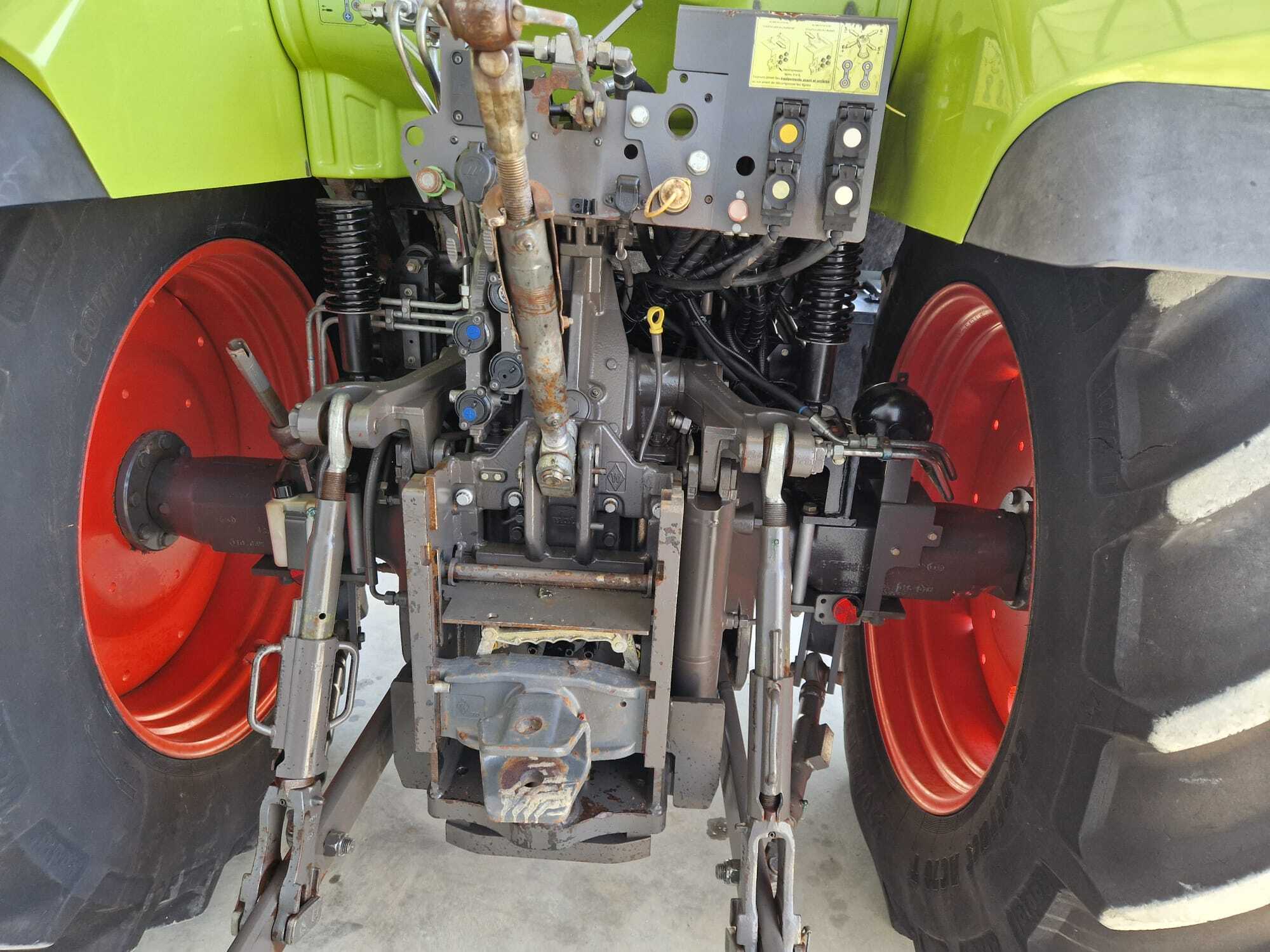 CLAAS ARION 520 CIS