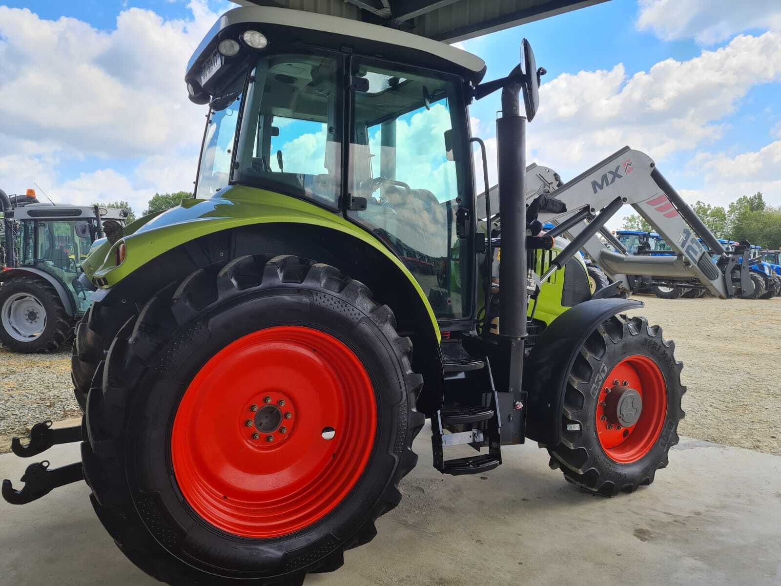 CLAAS ARION 520 CIS