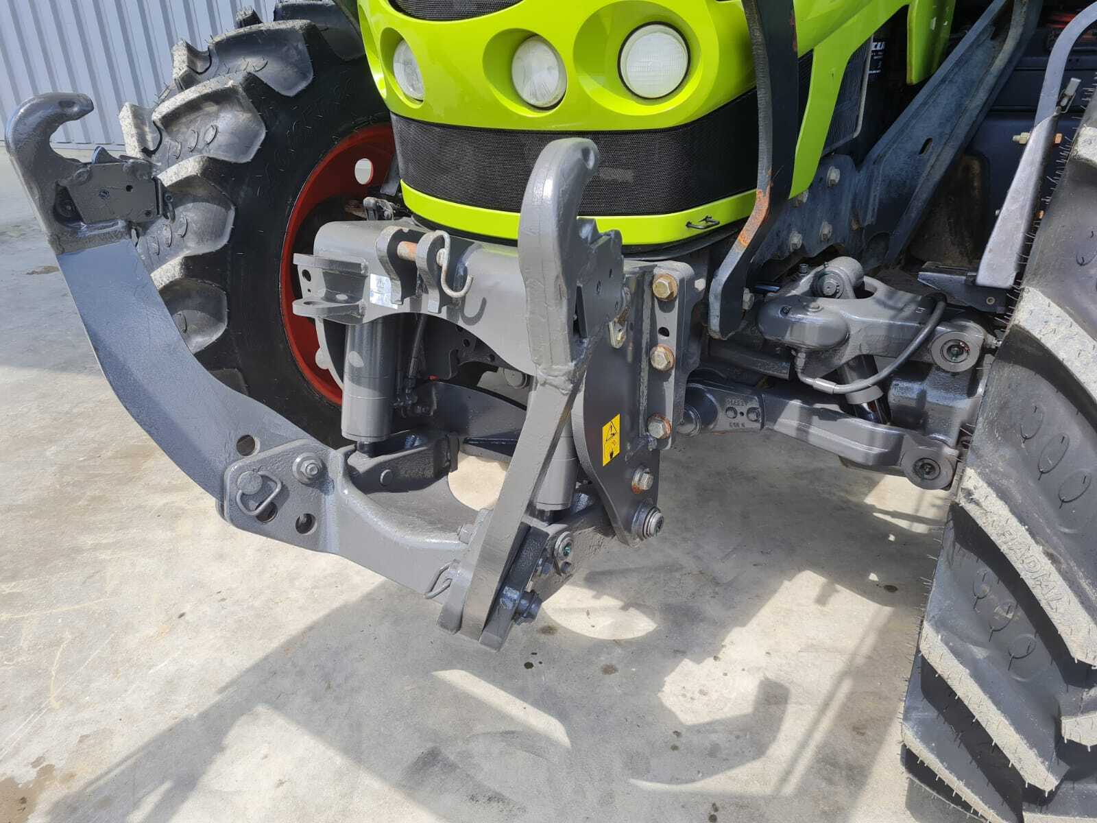 CLAAS ARION 520 CIS
