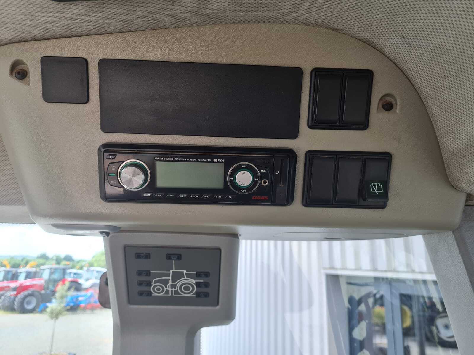 CLAAS ARION 520 CIS