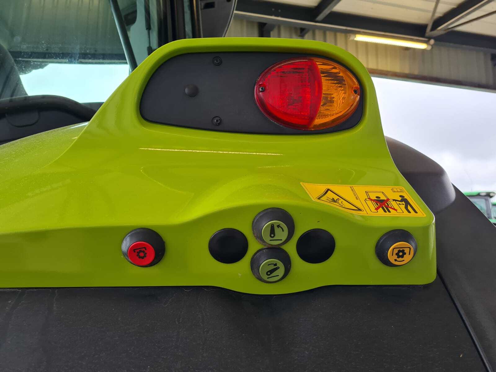 CLAAS ARION 530 CIS