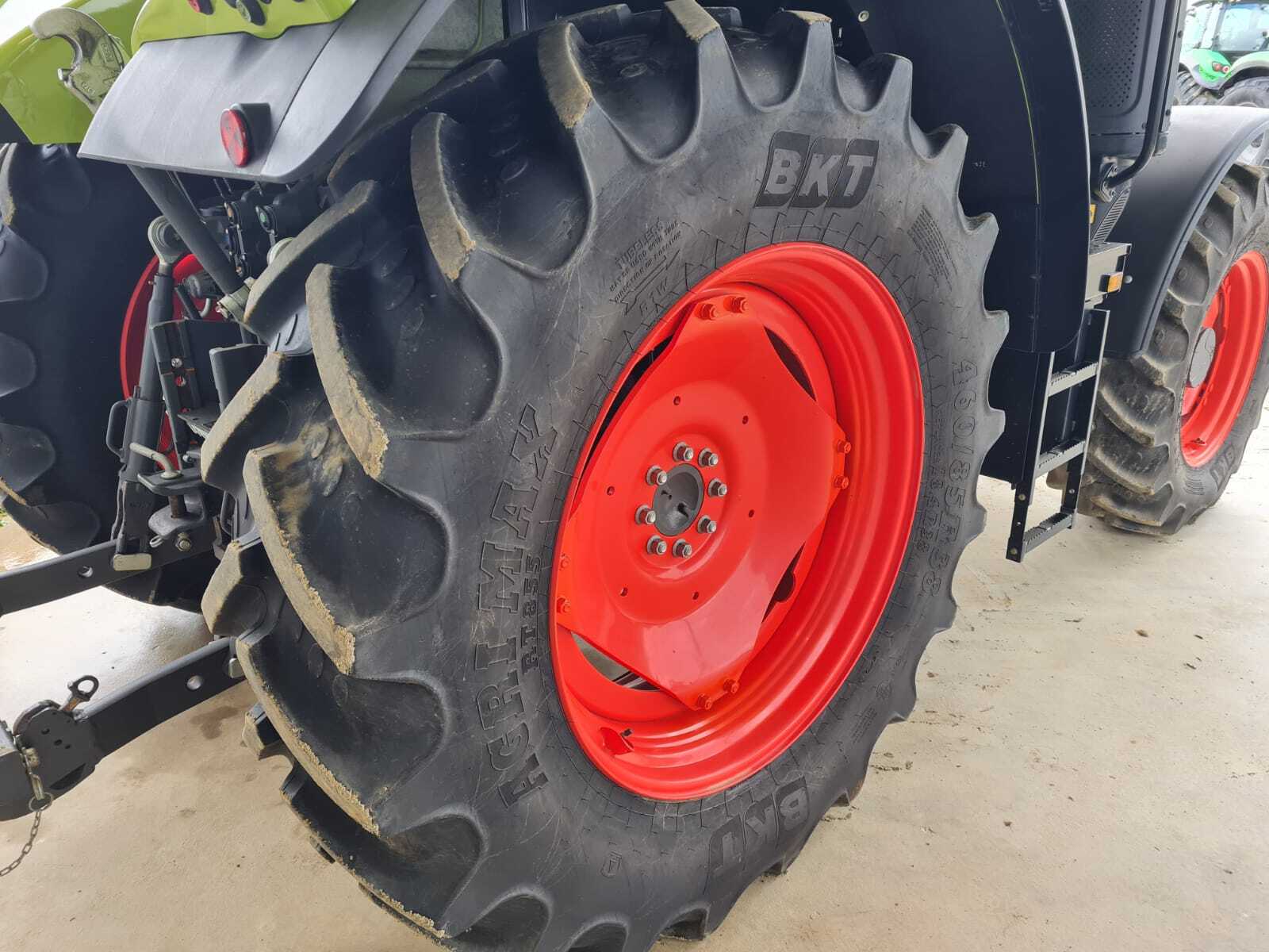 CLAAS ARION 530 CIS