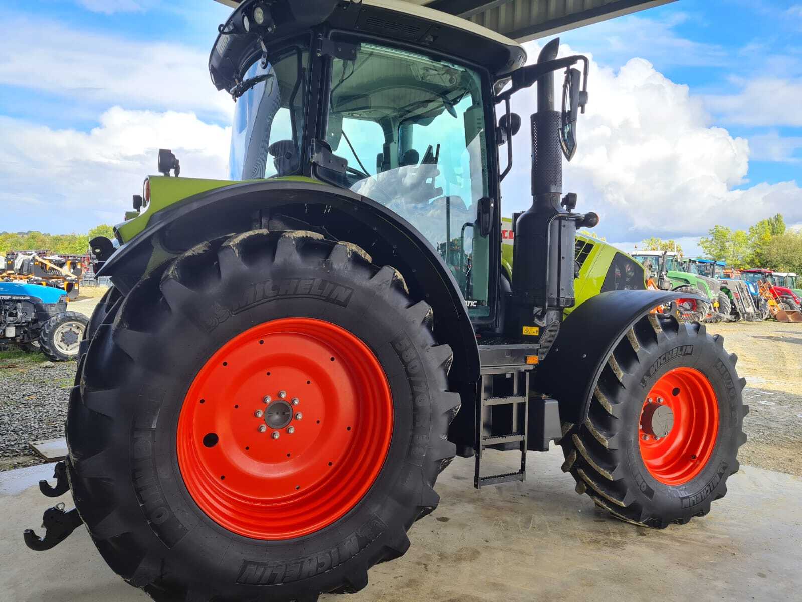 CLAAS ARION 530 CMATIC CIS+