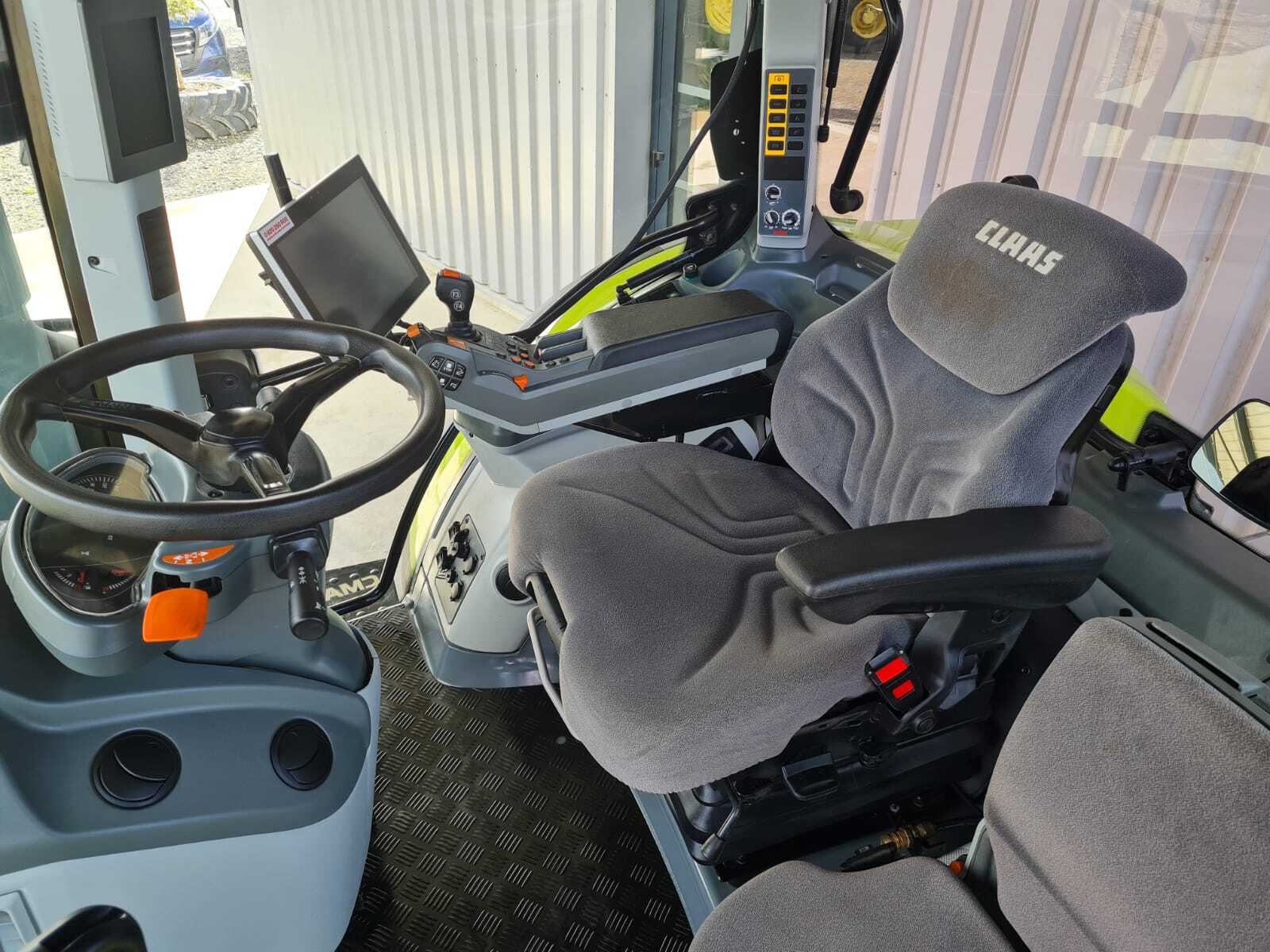 CLAAS ARION 530 CMATIC CIS+