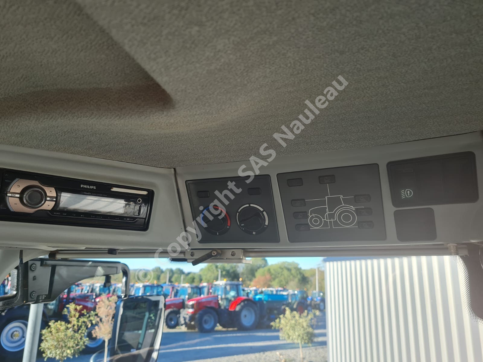 CLAAS ARION 610
