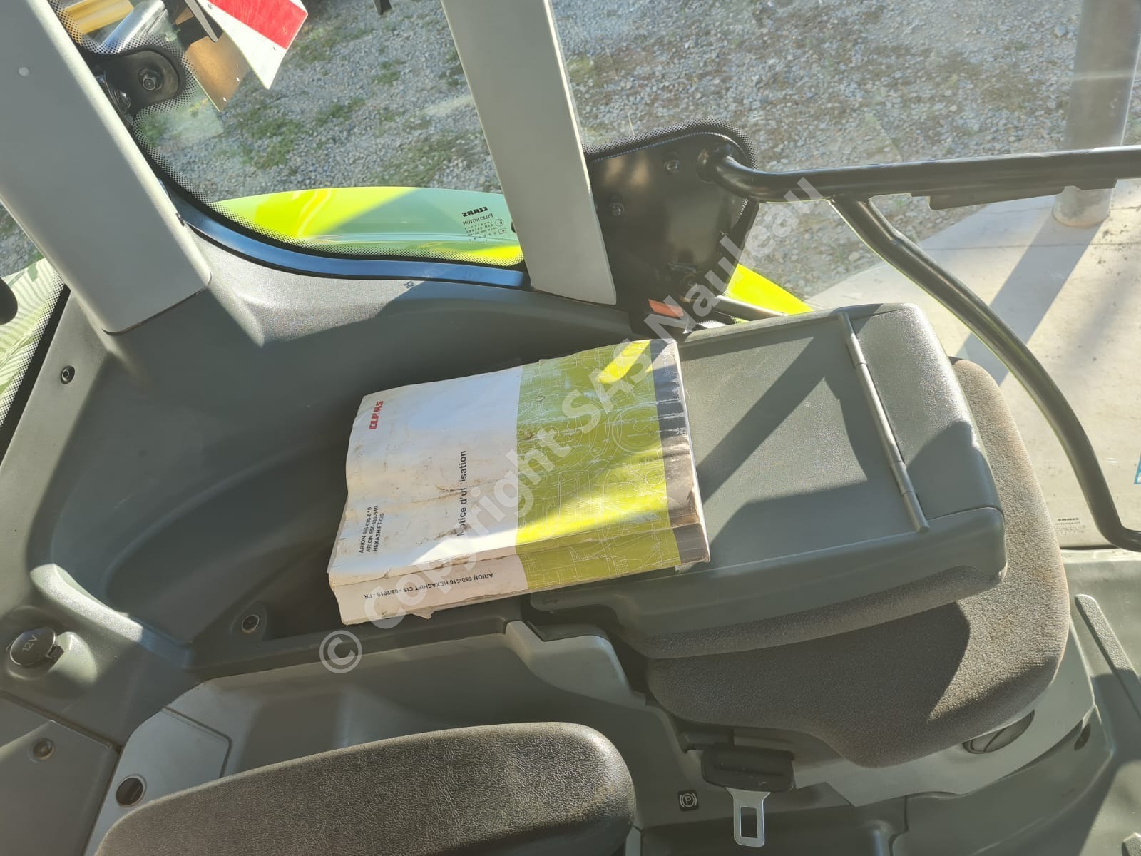 CLAAS ARION 610