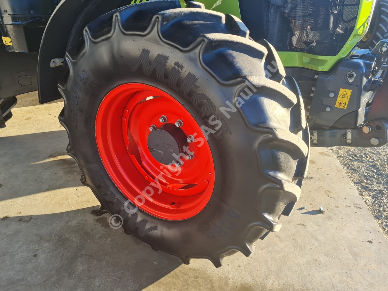 CLAAS ARION 610