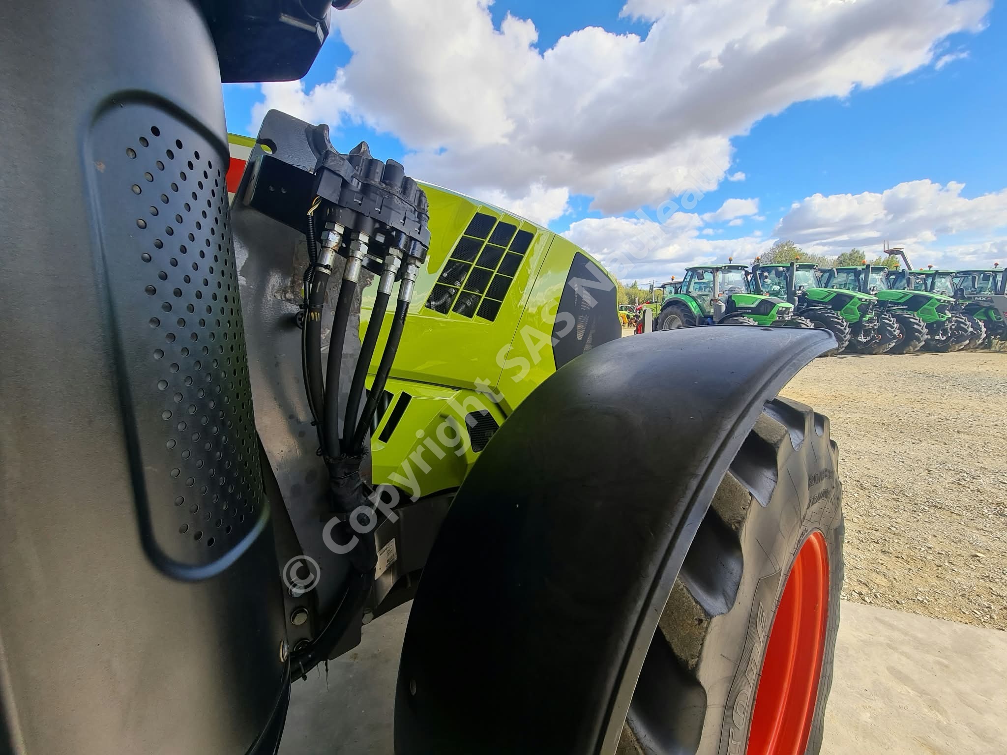 CLAAS ARION 610 CIS