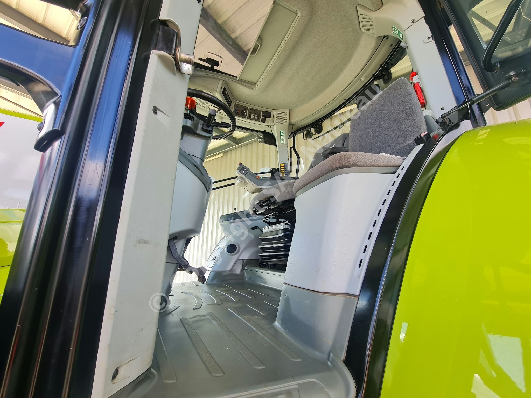 CLAAS ARION 610 CIS