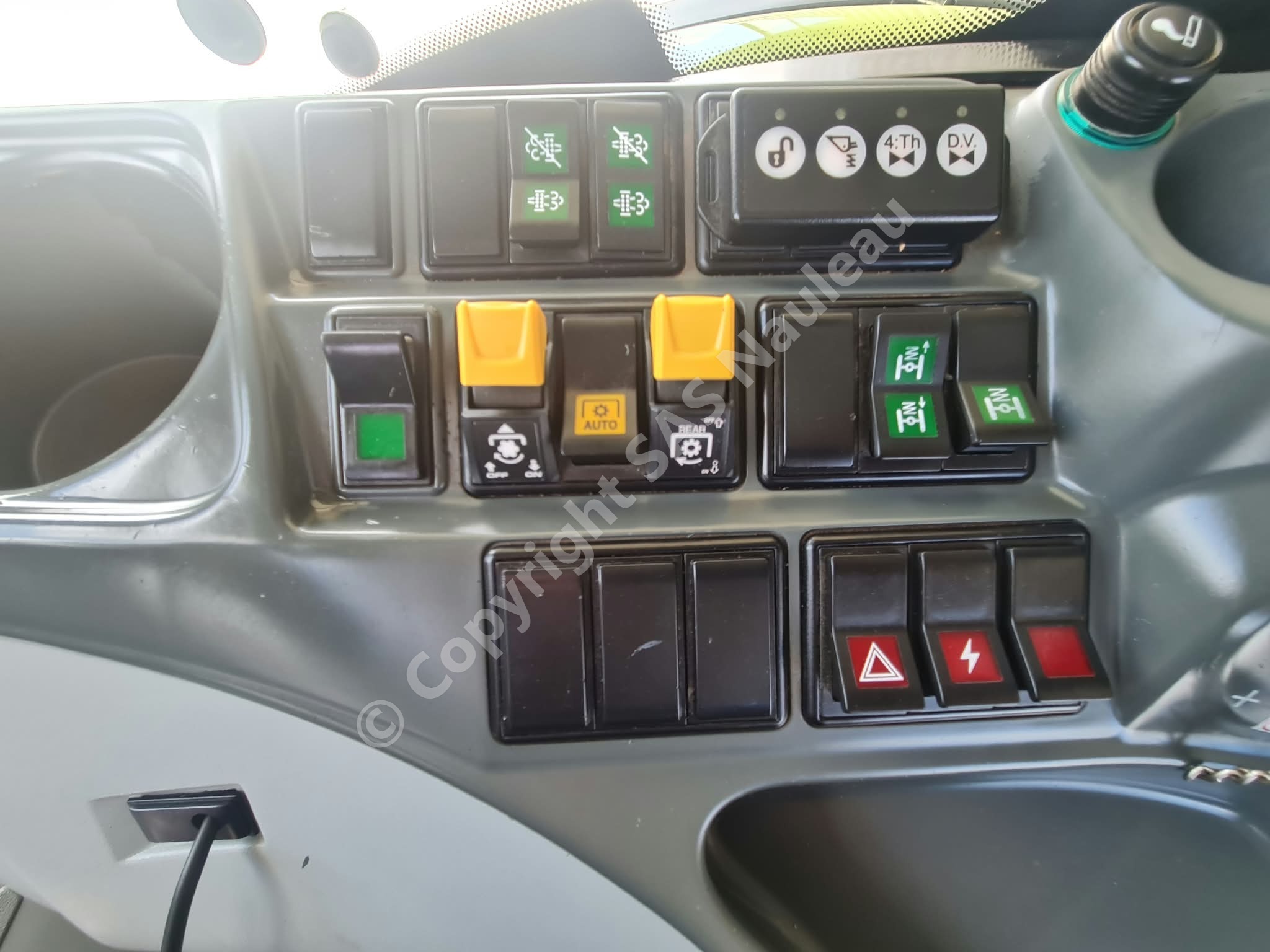 CLAAS ARION 610 CIS