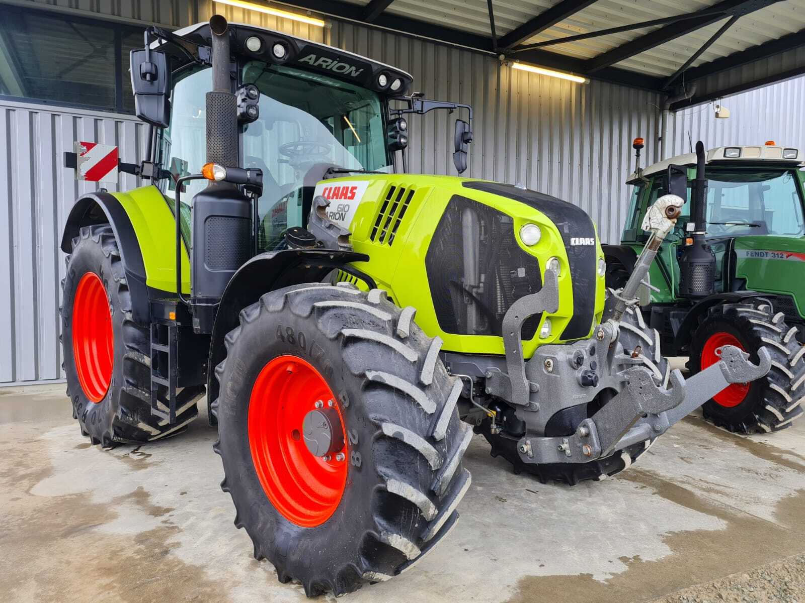 CLAAS ARION 610 CIS