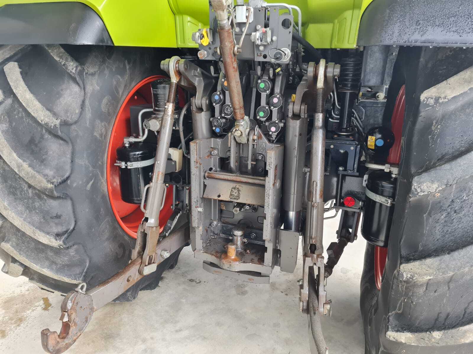 CLAAS ARION 610 CIS
