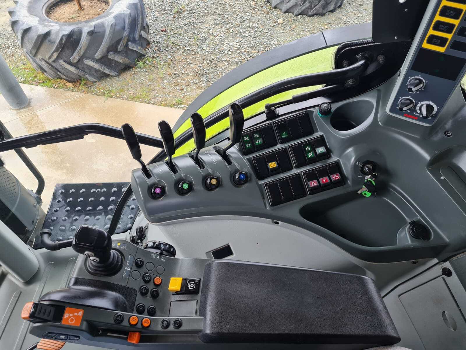 CLAAS ARION 610 CIS