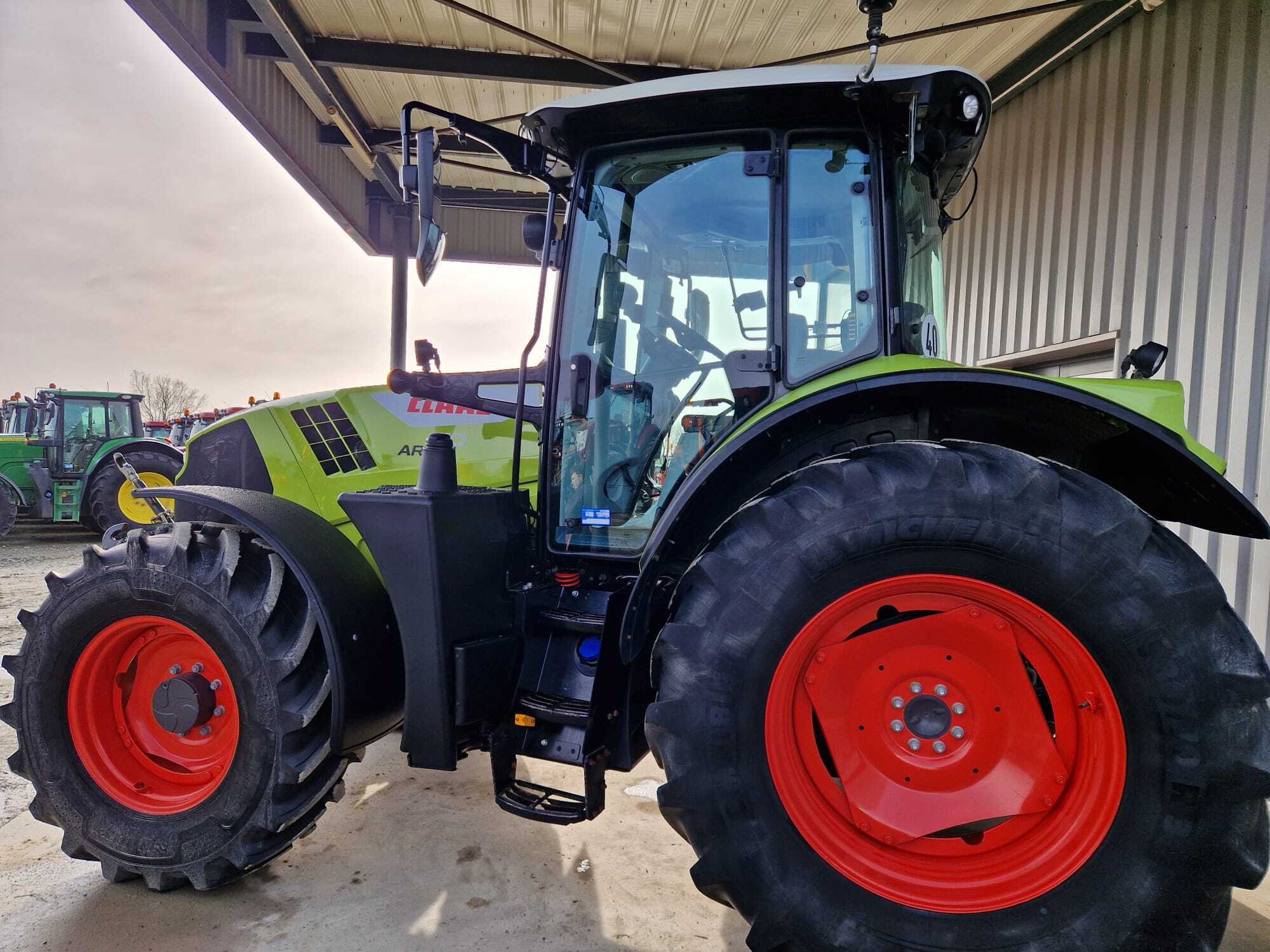 CLAAS ARION 610 CIS