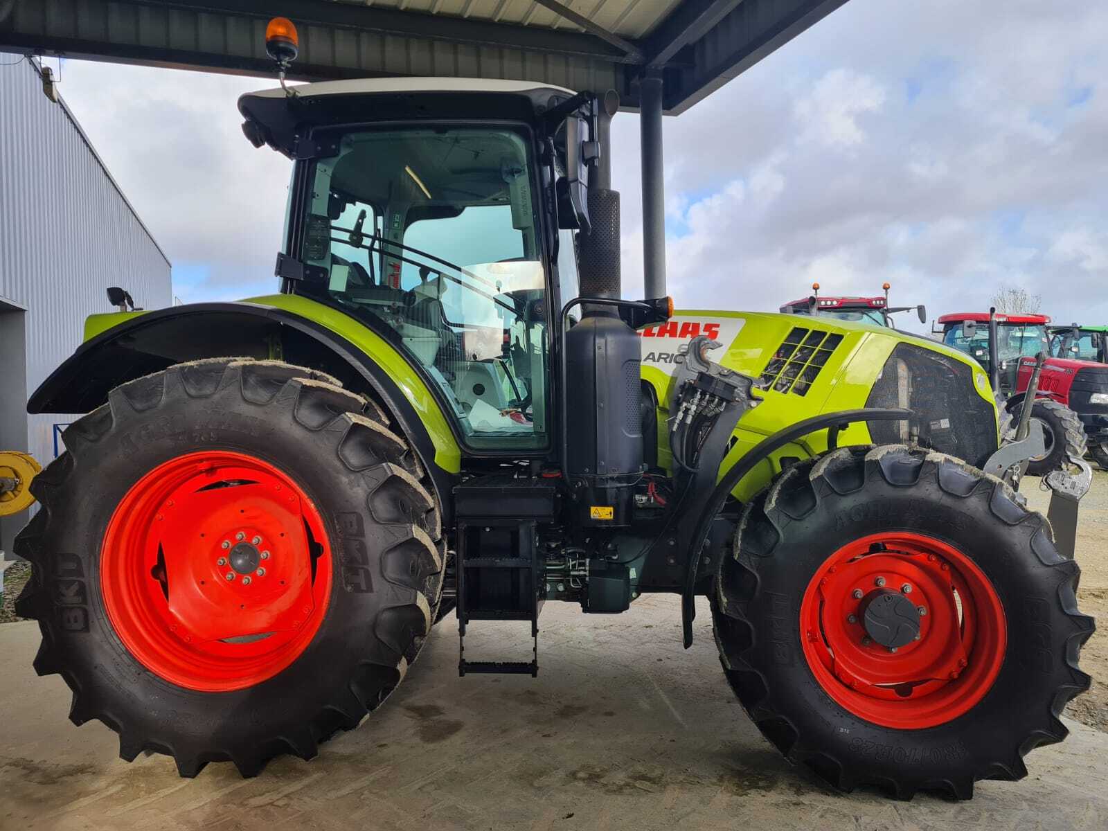 CLAAS ARION 610 CIS