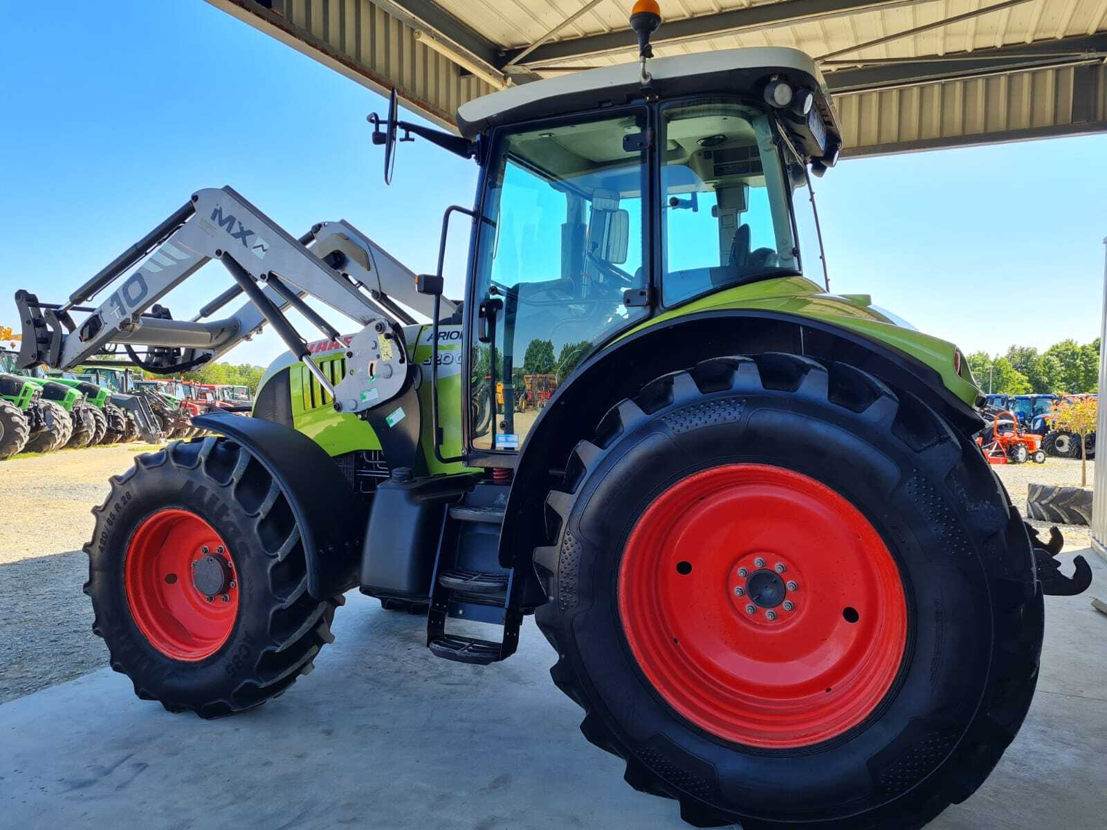 CLAAS ARION 620 C