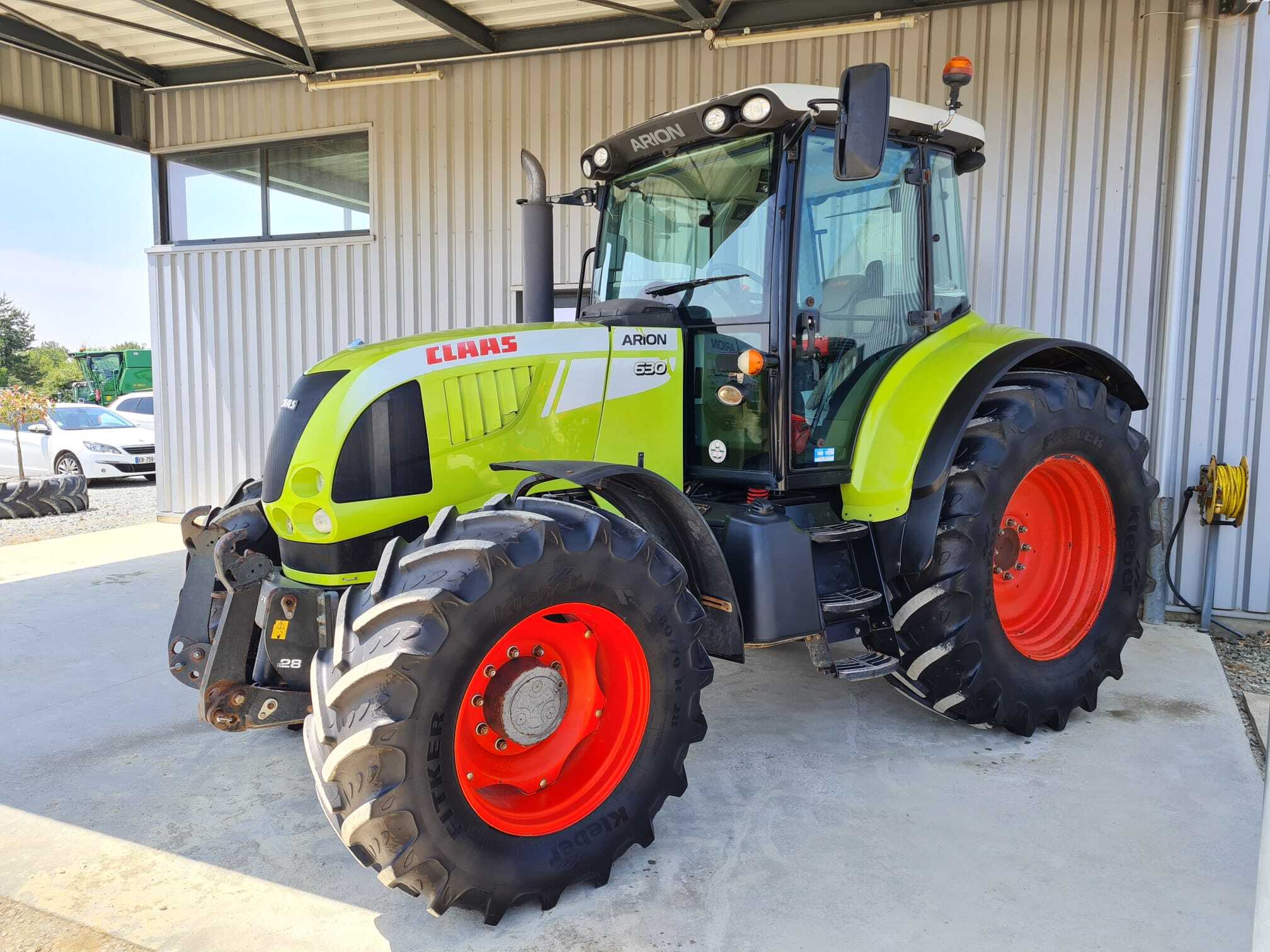 CLAAS ARION 630 CIS