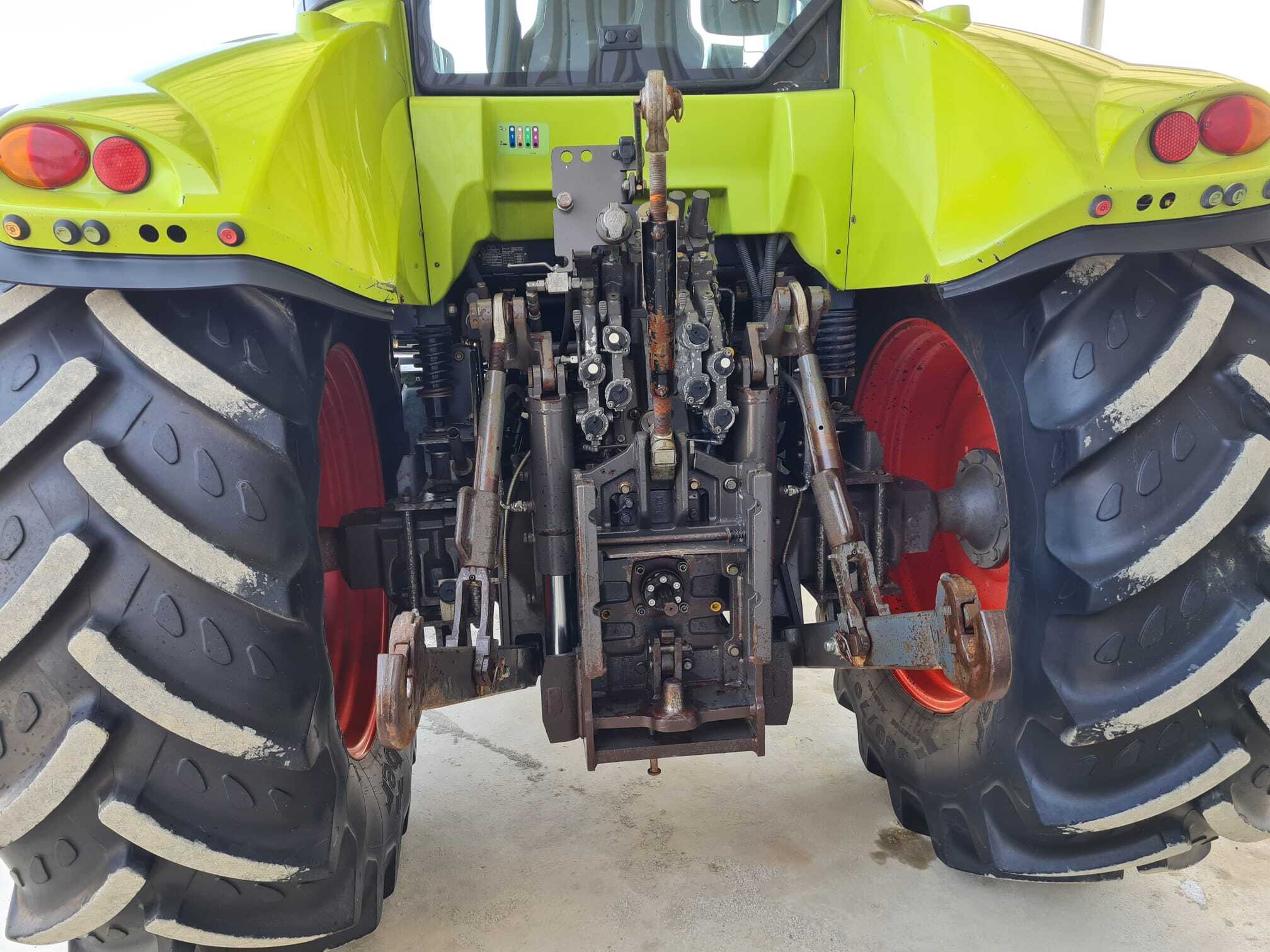 CLAAS ARION 630 CIS