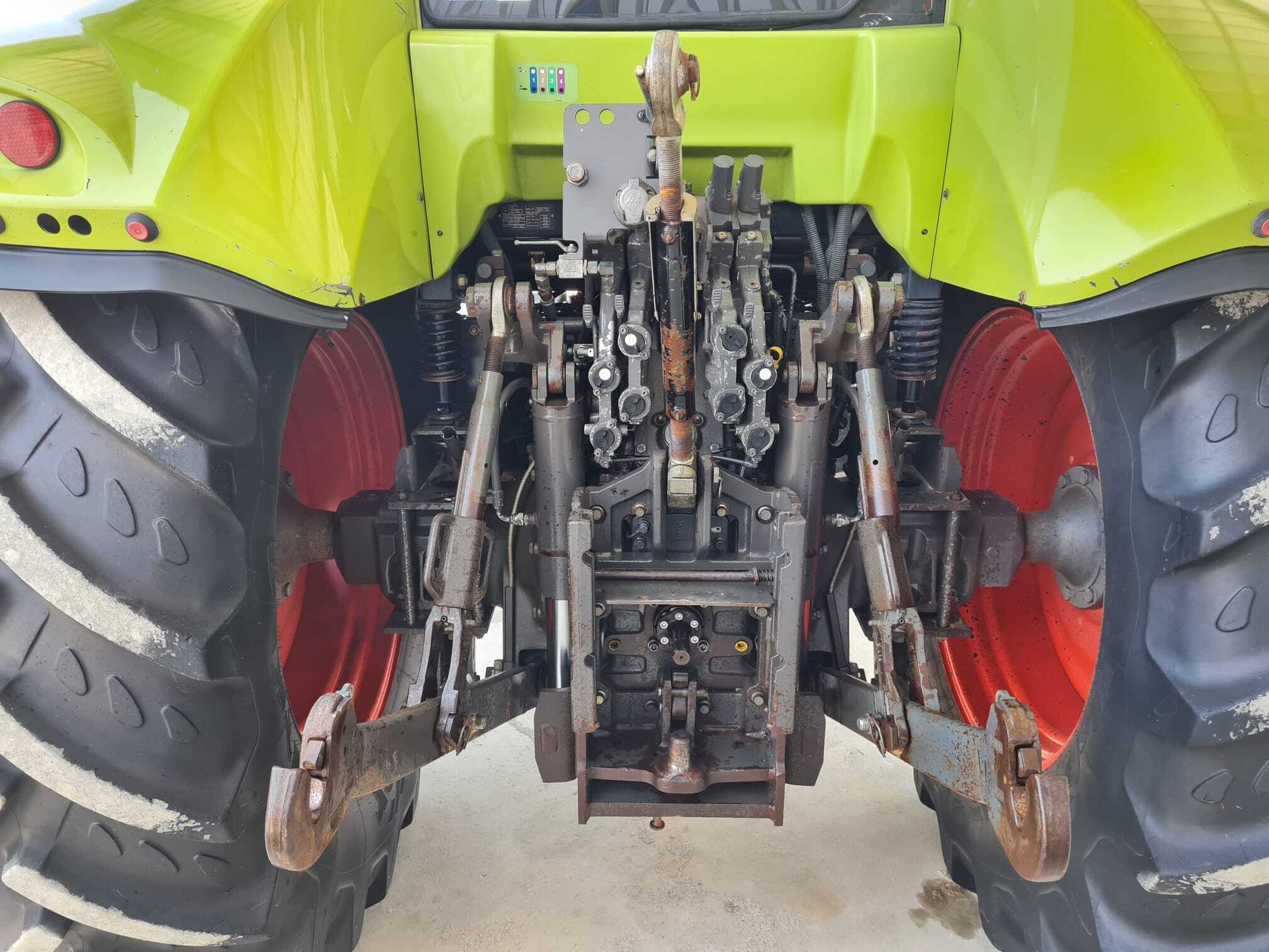 CLAAS ARION 630 CIS