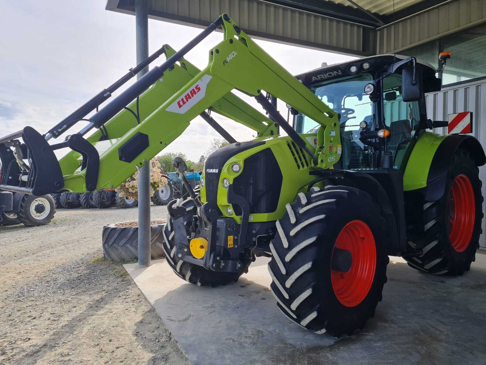 CLAAS ARION 630 CIS+