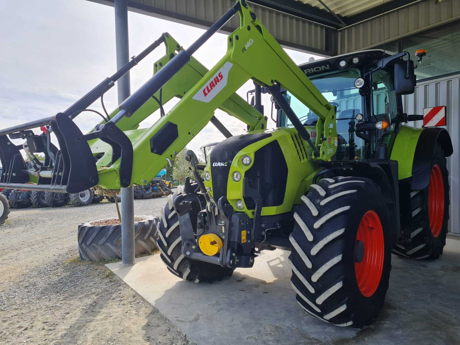 CLAAS ARION 630 CIS+
