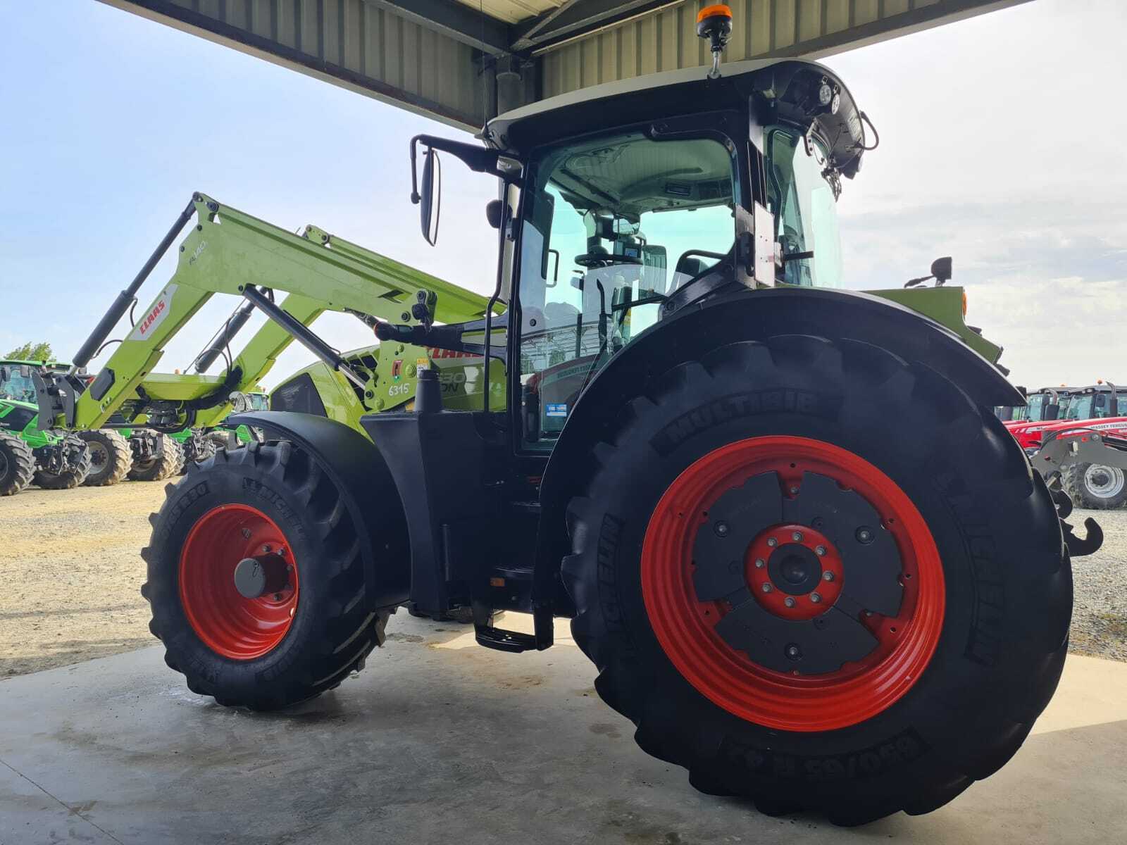 CLAAS ARION 630 CIS+