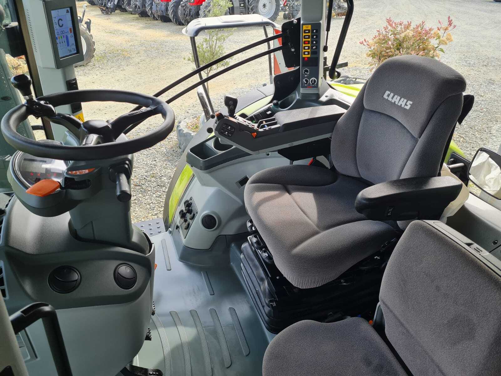 CLAAS ARION 630 CIS+