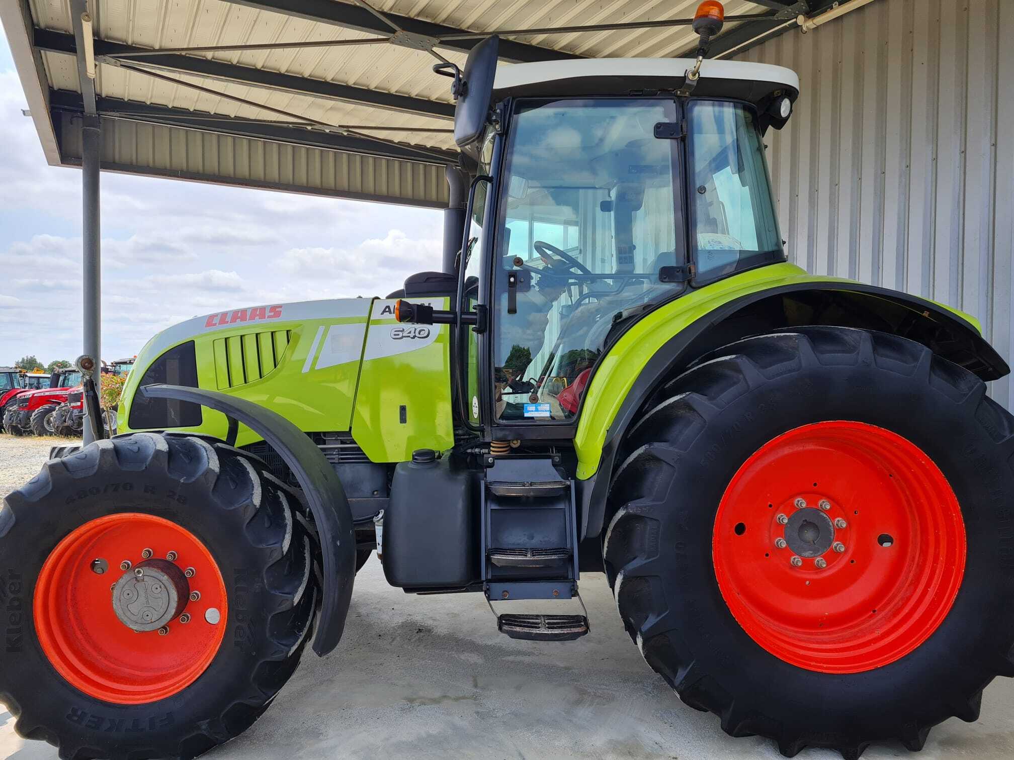 CLAAS ARION 640 CIS