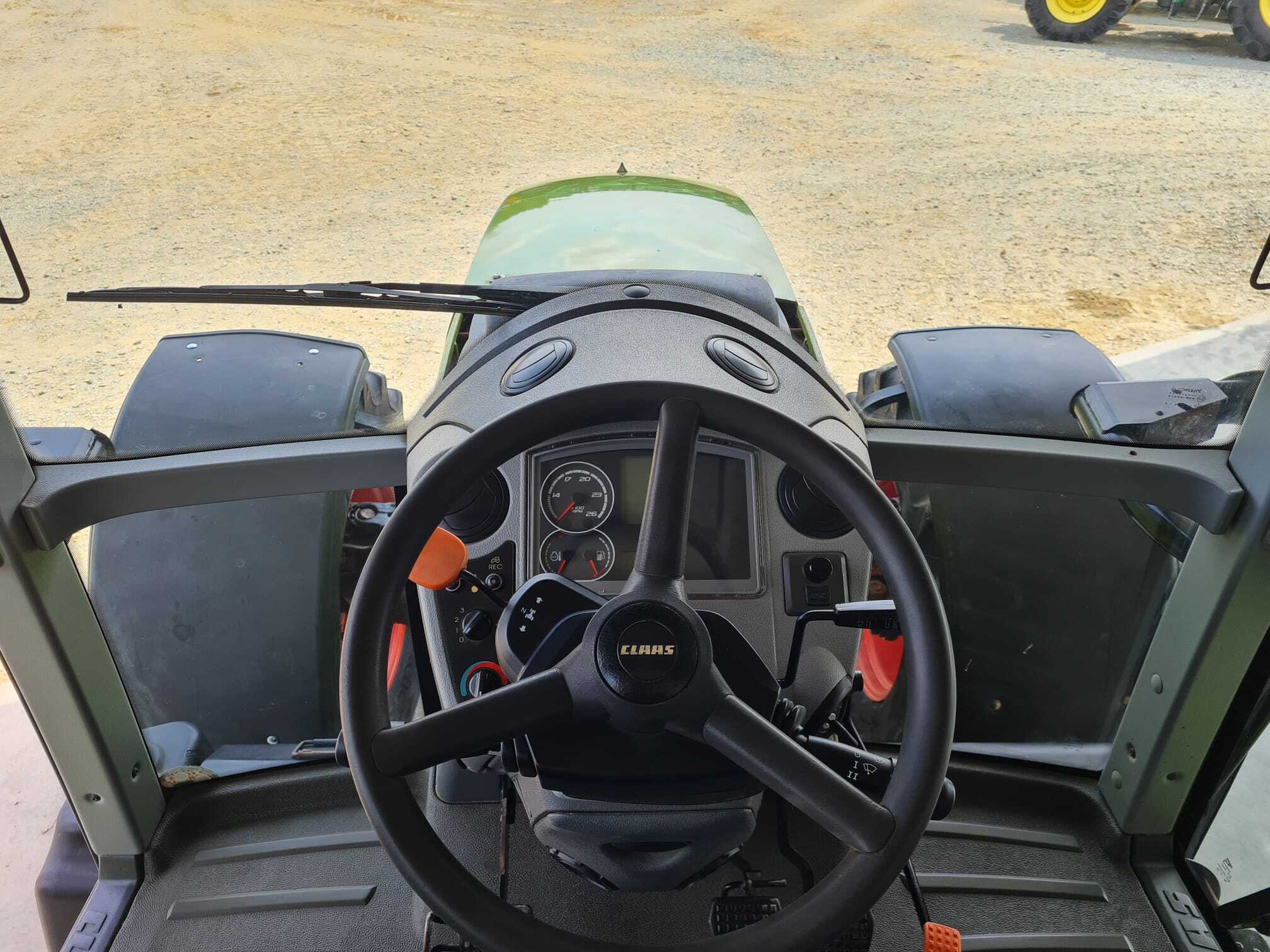 CLAAS ARION 640 CIS