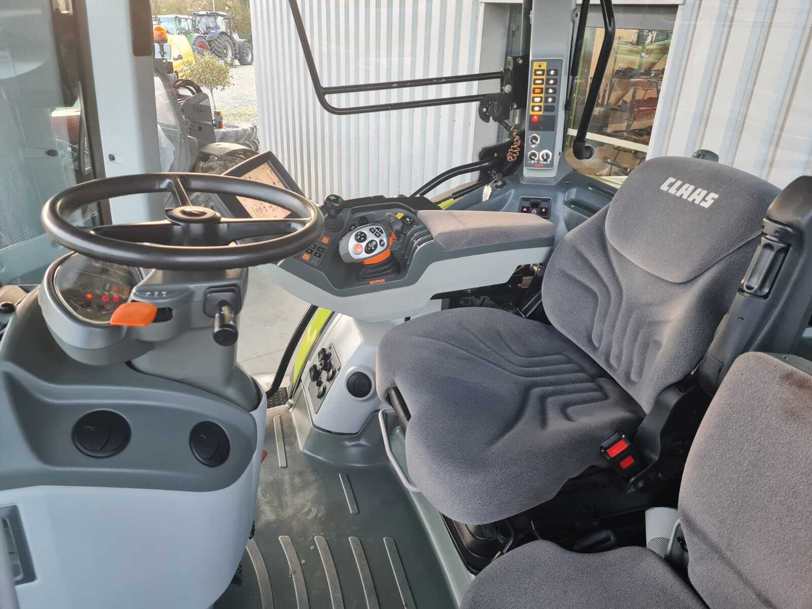 CLAAS ARION 650 CMATIC