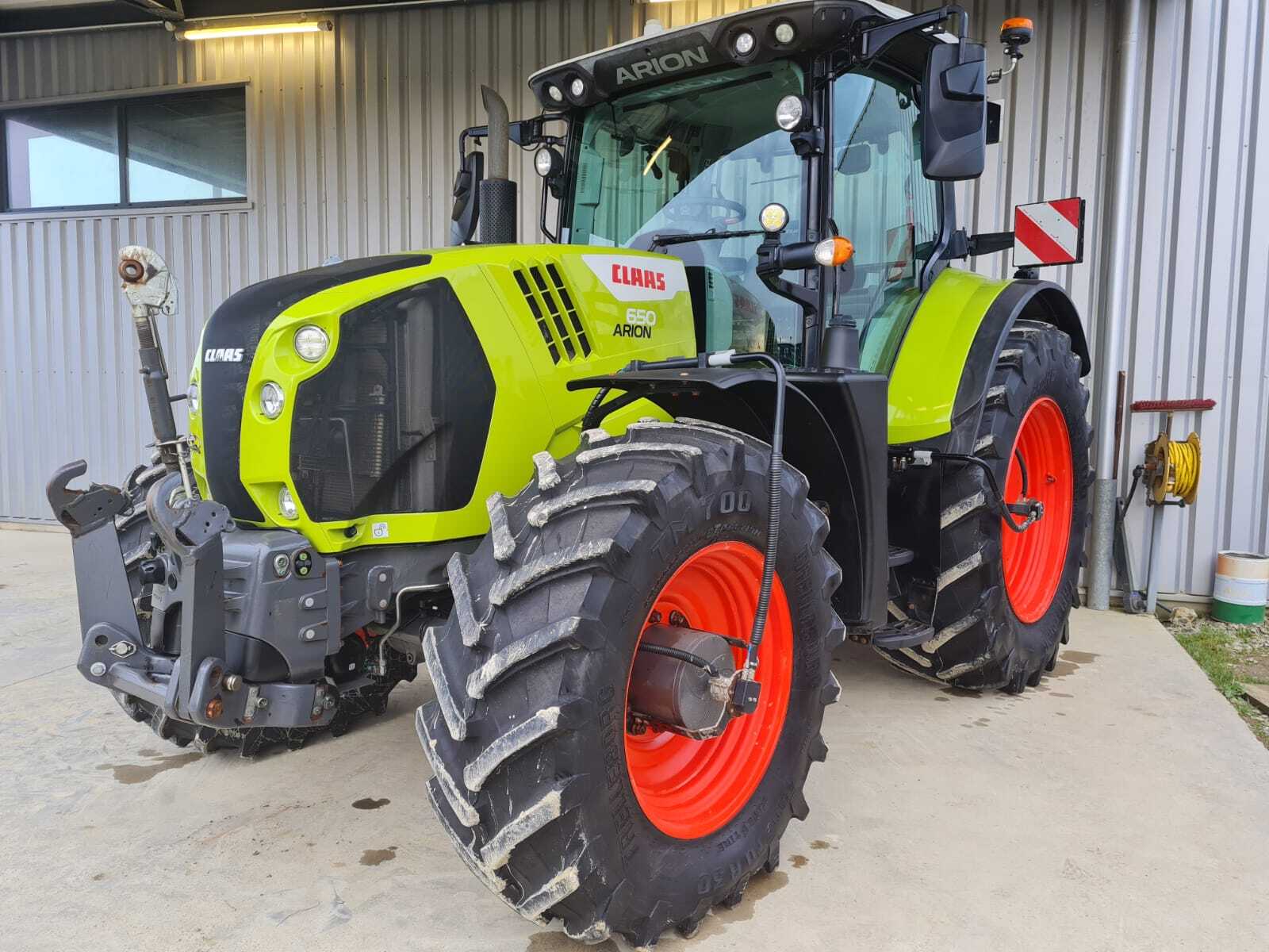 CLAAS ARION 650 CMATIC