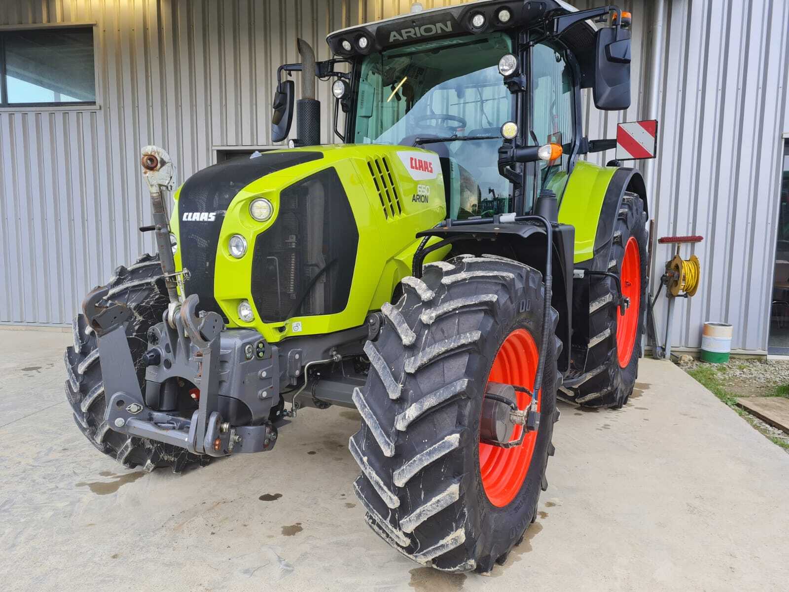 CLAAS ARION 650 CMATIC