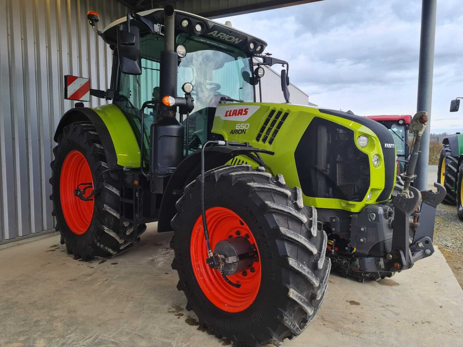 CLAAS ARION 650 CMATIC
