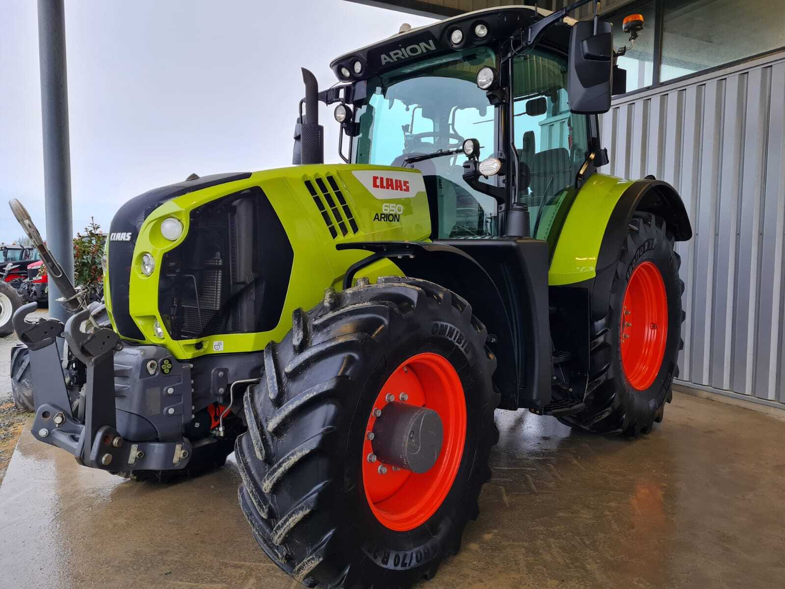 CLAAS ARION 650 CMATIC CEBIS