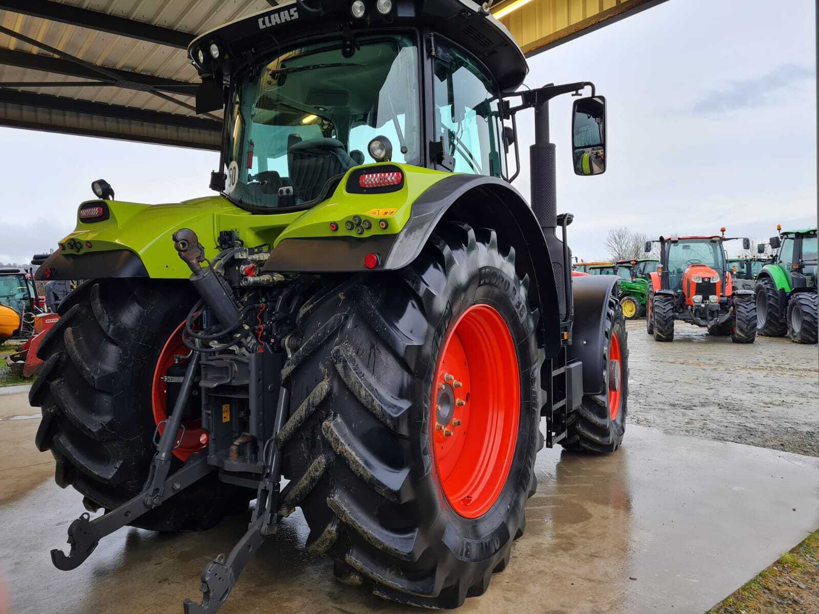 CLAAS ARION 650 CMATIC CEBIS