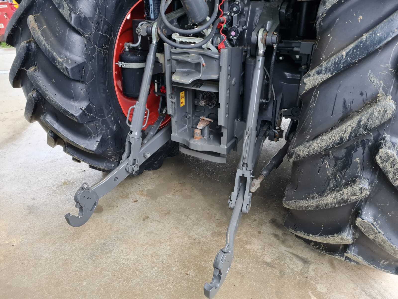 CLAAS ARION 650 CMATIC CEBIS