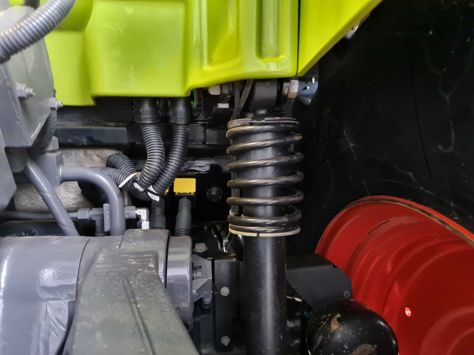 CLAAS ARION 650 CMATIC CEBIS